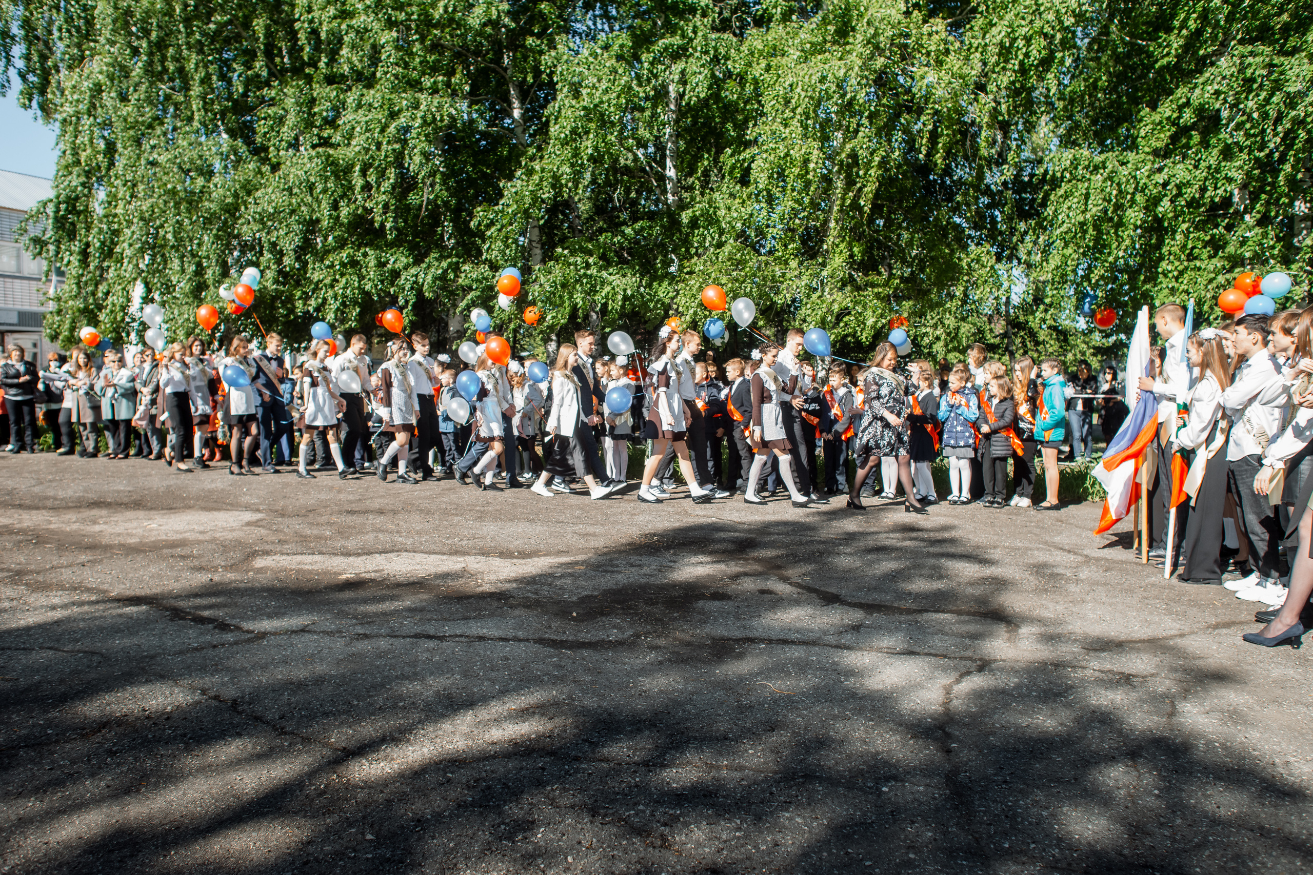 11 класс — последний звонок. Ольга Плаксина фотограф в Саратове