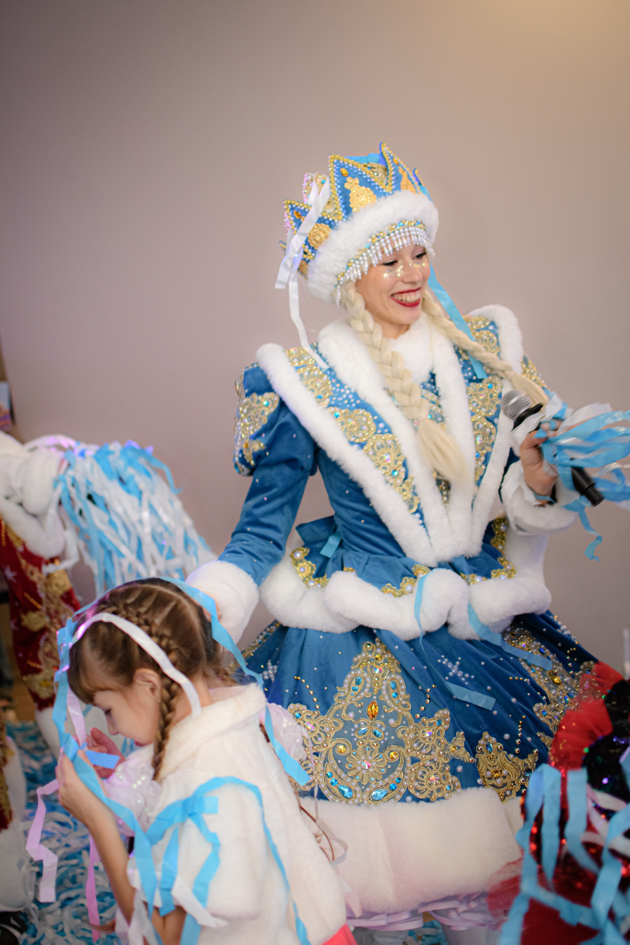 HAPPY NEW YEAR. Photokarish