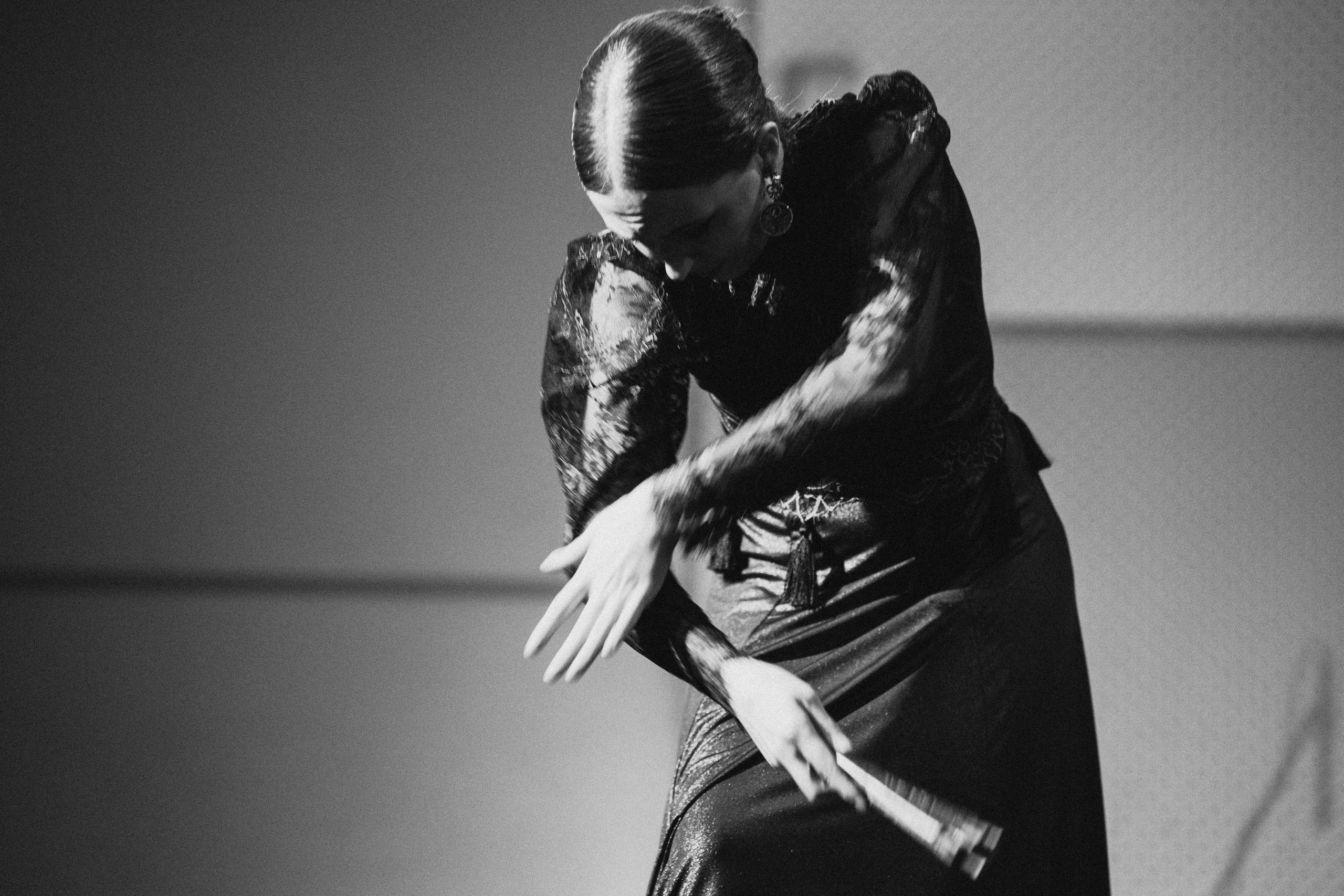 Спектакль «Mujeres» («Женщины»), студия фламенко Tierra del Sol. Анна Демидова — фотография для жизни и бизнеса в Абакане