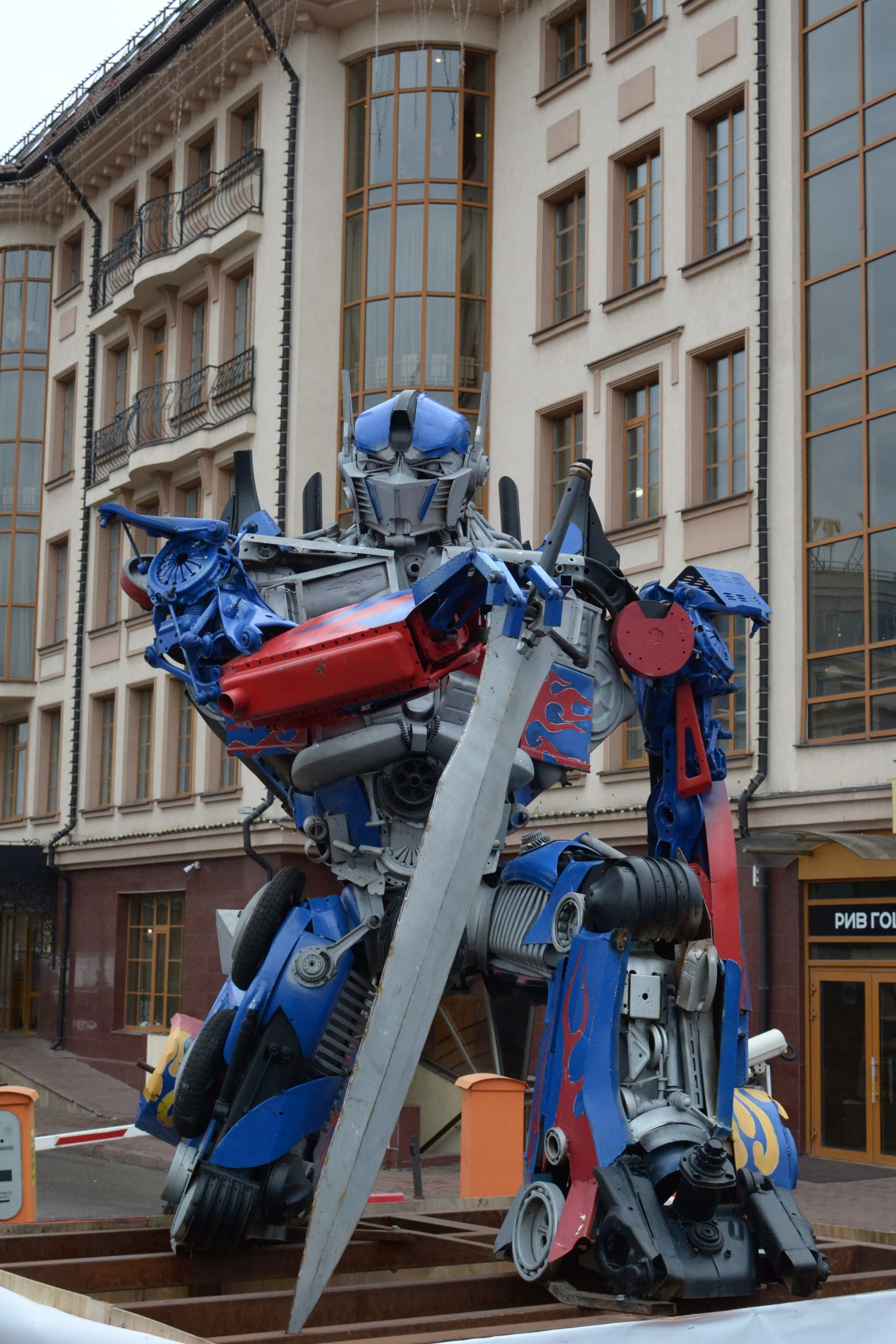 Площадь Ленина, Гостинный двор, Белый дом, Фонтаны, улица Советская. Фотограф в Туле Крупский АнДРей. Фотостудия «КАДР71» в Туле