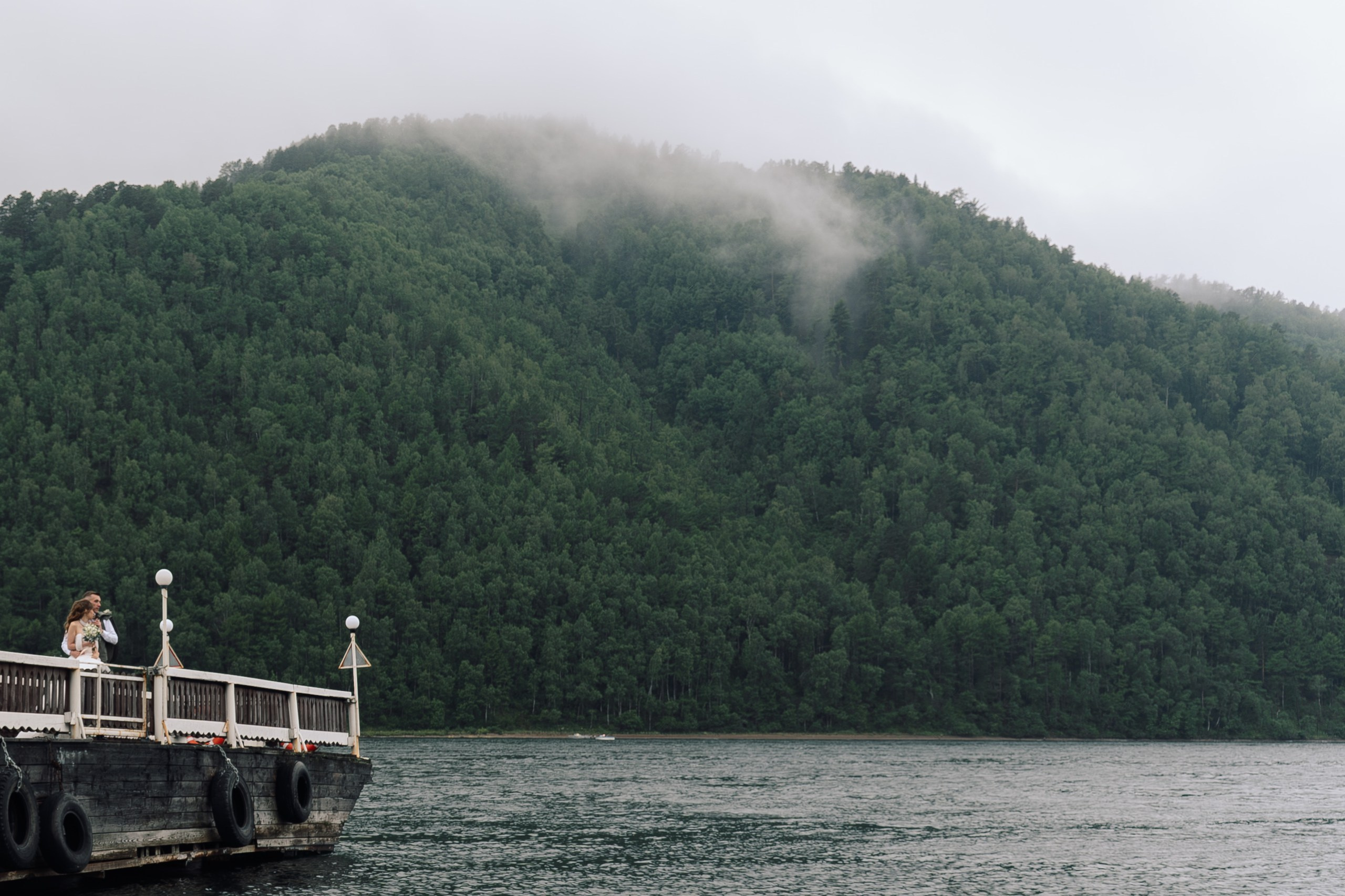 Байкальские сезоны. Для тех, кто не ждёт удачи, а создаёт её. Каждая фотосессия — это твой момент, твой стиль, твой успех. 📸