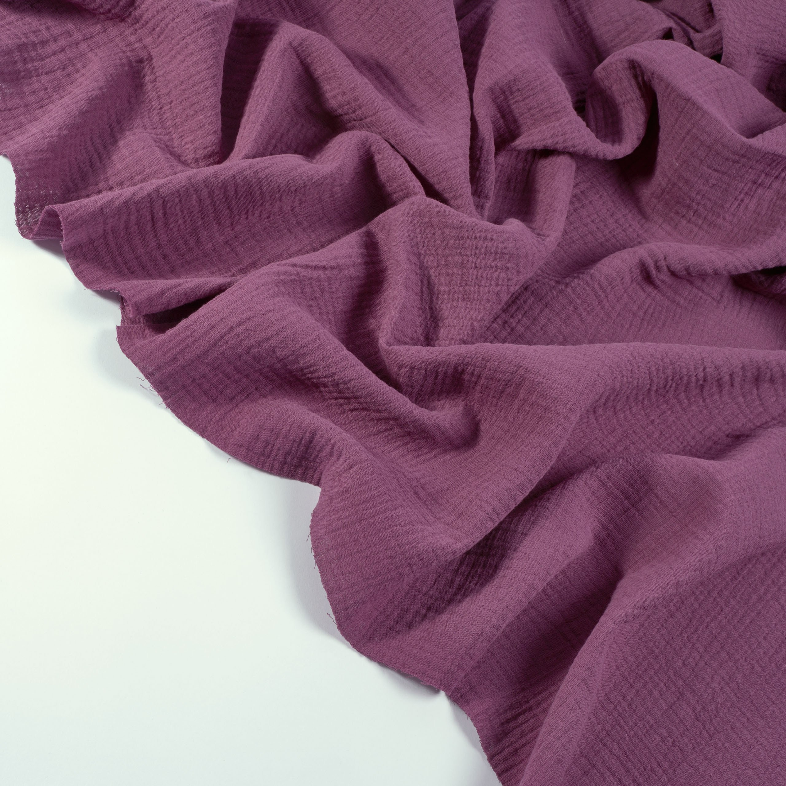 Предметные съёмки товаров для дома и кухни, изделий из ткани и прочих хозяйственных принадлежностей