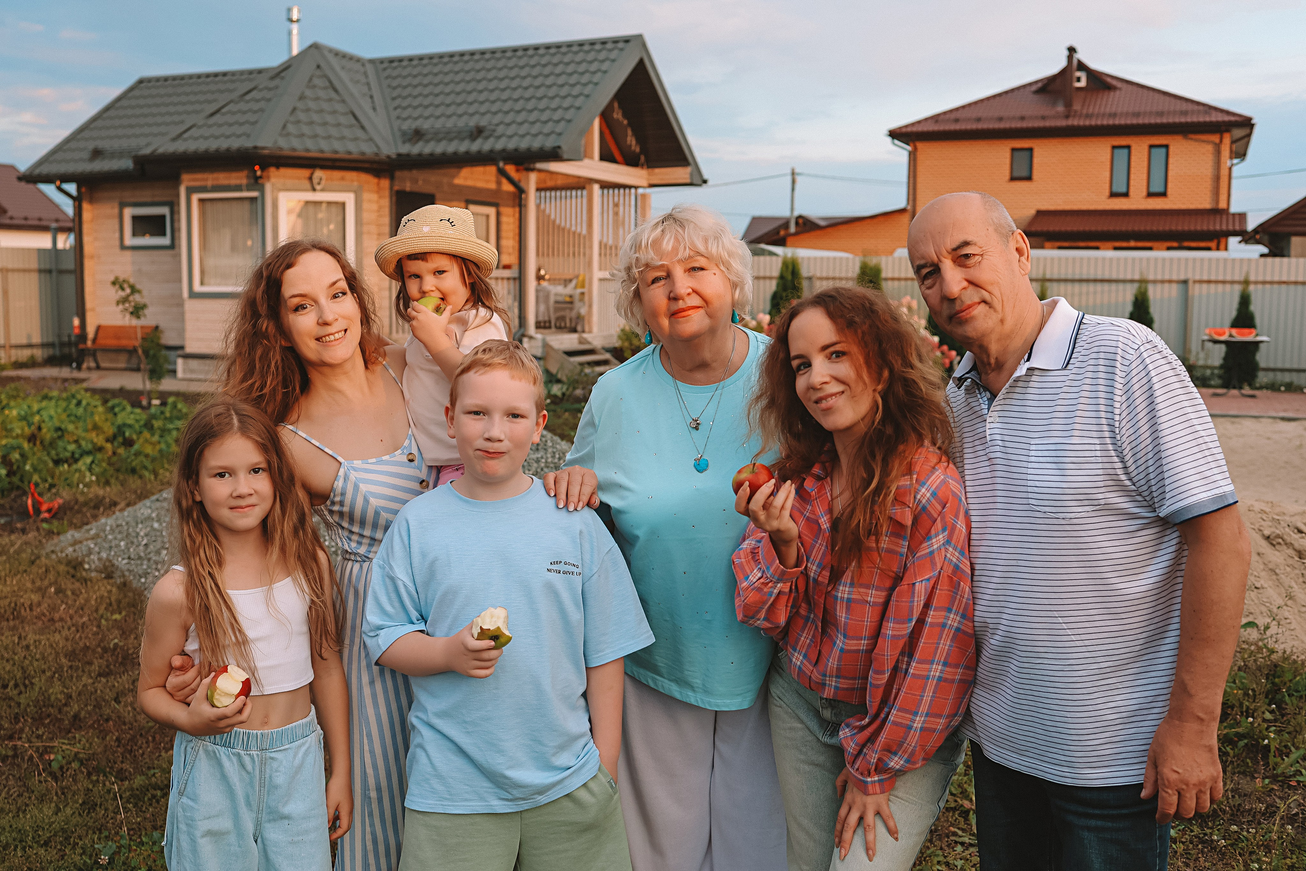 Дачная. Семейный фотограф Тюмень, фотограф на роды Салмина Мария