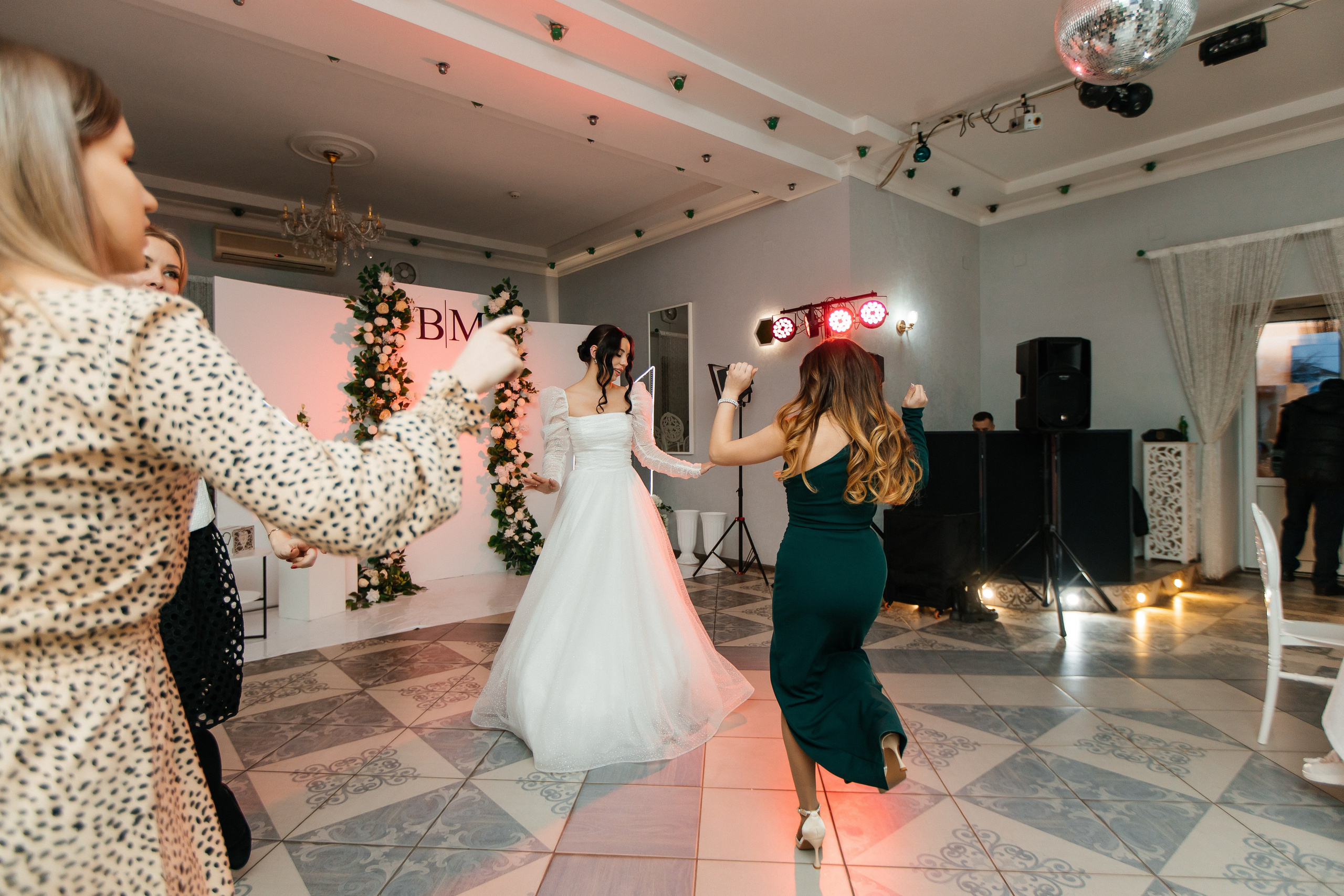 Публичная библиотека. Свадебный и семейный фотограф Ростова-на-Дону Ирина Бондарева