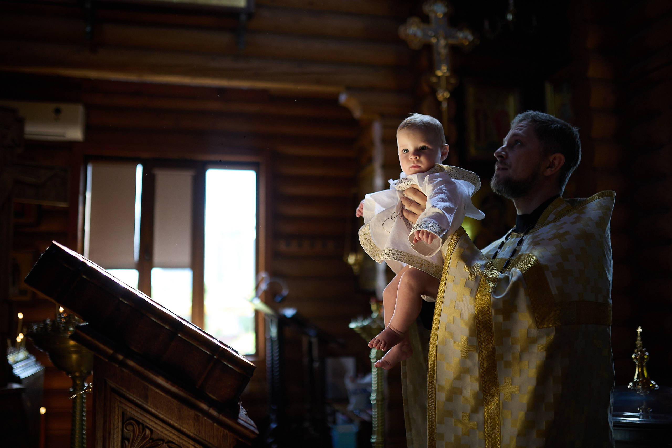 Съемка таинства крещения. Фотограф Эдуард Леньков. Ростов-на-Дону