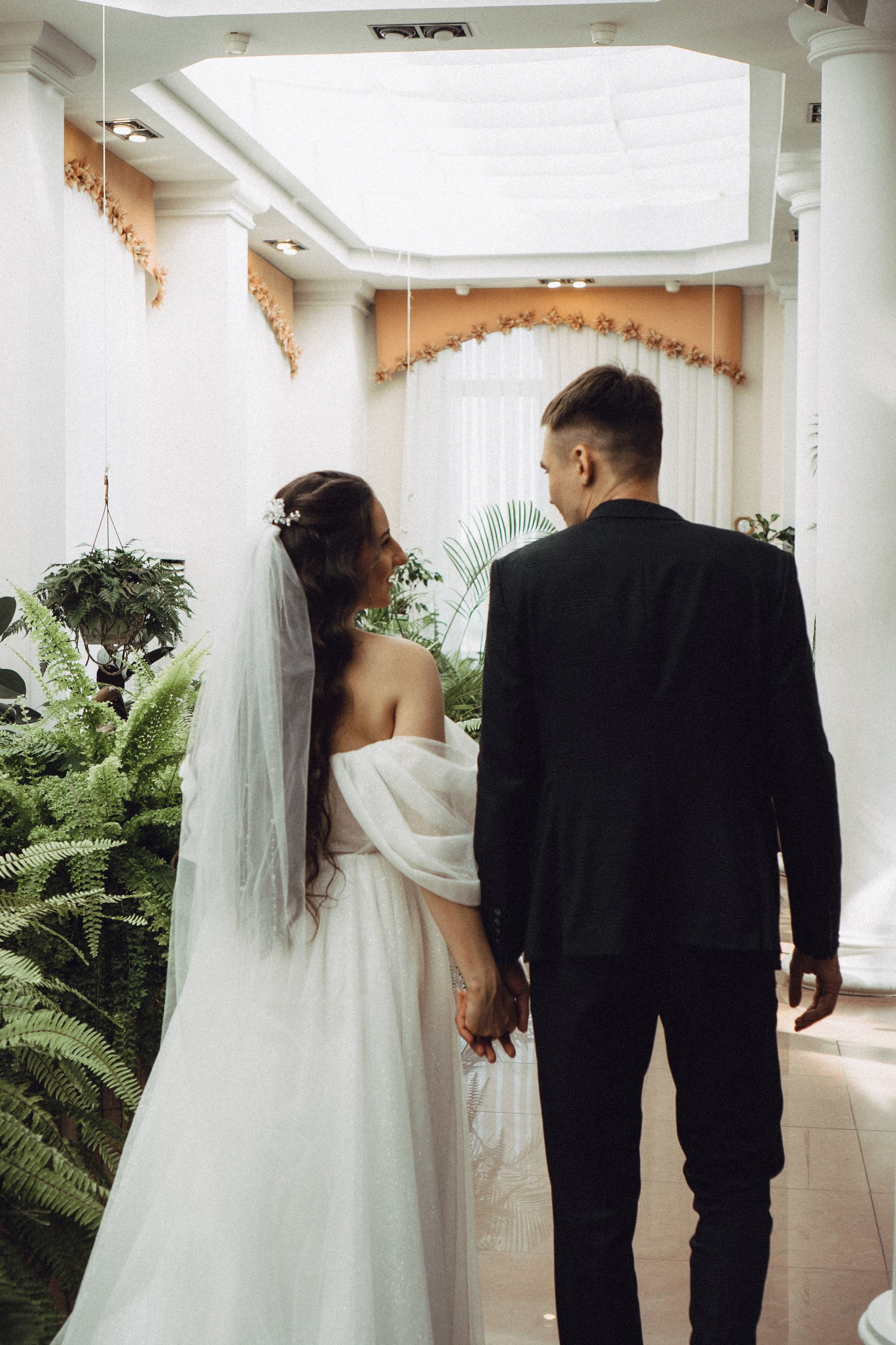 СВАДЕБНАЯ СЬЕМК В ПАРКЕ 300-ЛЕТИЯ. Профессиональный фотограф, Санкт-Петербург — Виктория Богомолова