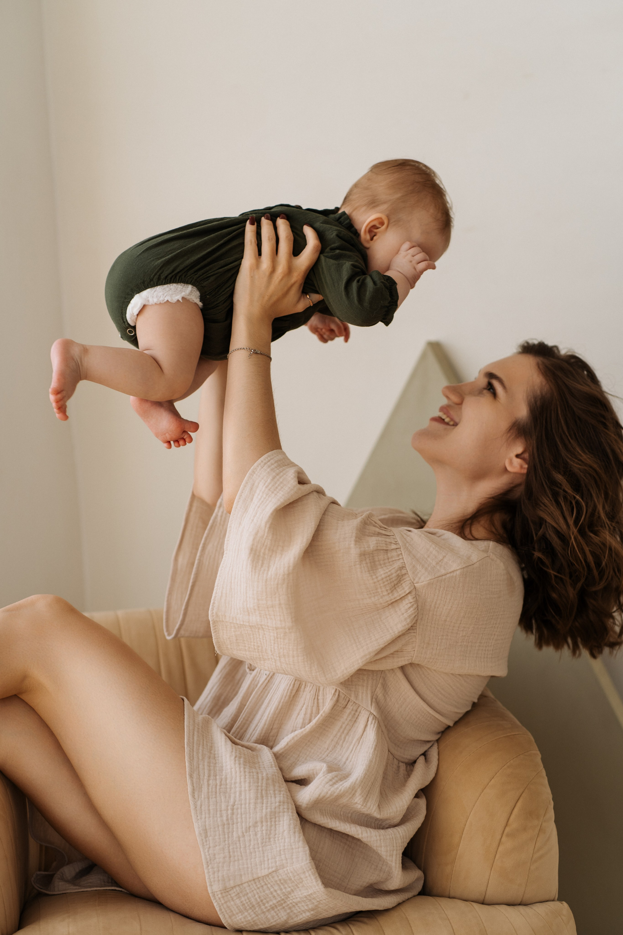 Семейная фотосессия в студии в Москве, семейный фотограф Анна Полушина. Свадебный фотограф в Москве Анна Полушина
