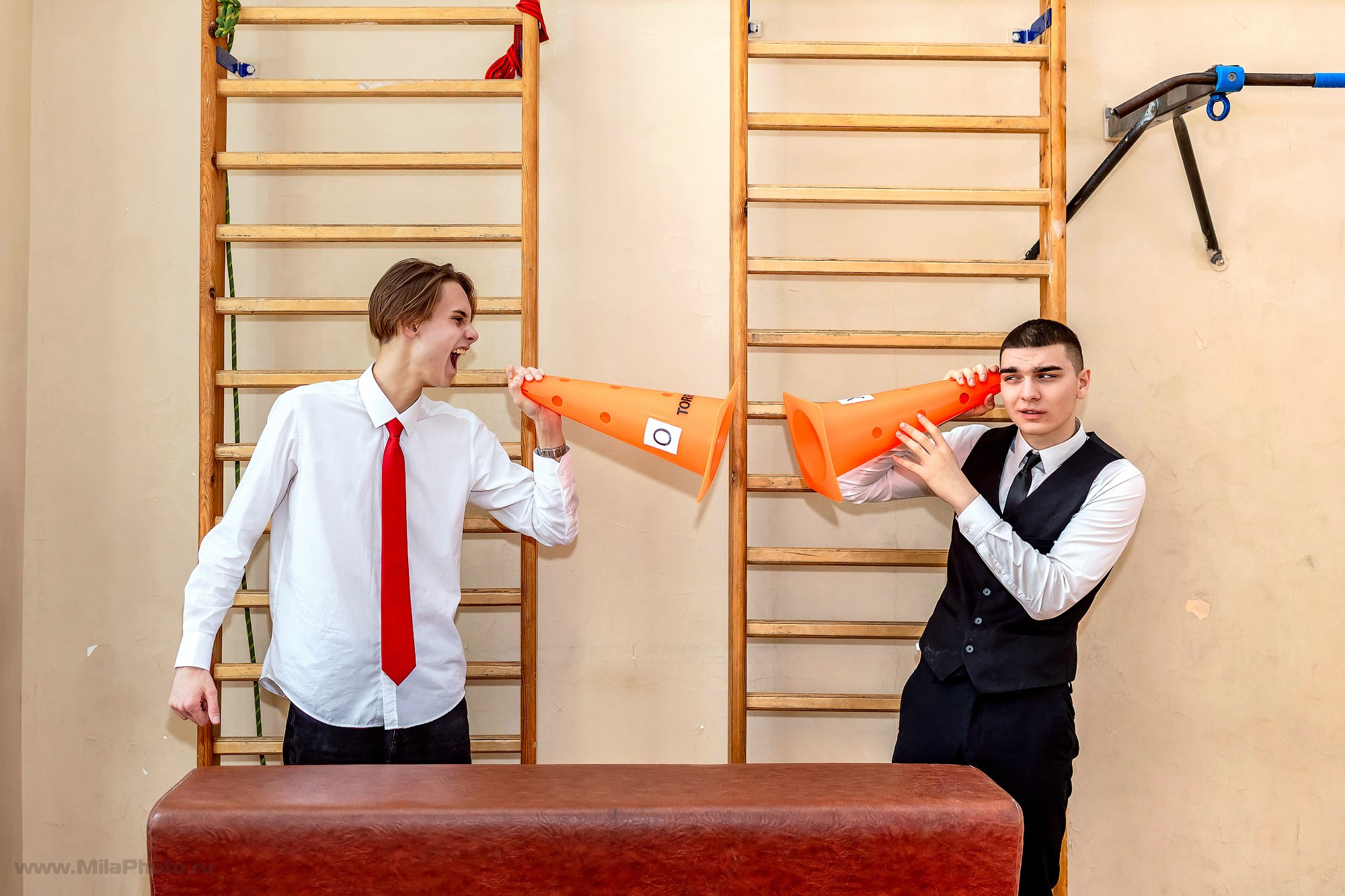 Галерея съемок в школе. Фотограф и видеограф Москва. Свадебный фотограф, видеограф. Выпускные альбомы. Оживающие альбомы