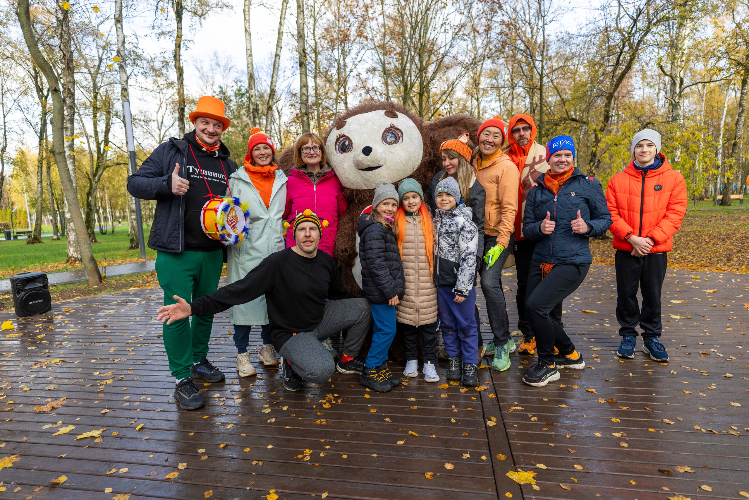 5 вёрст в городском парке Лобня 18.10.25. Фотограф Сергей Ловкий