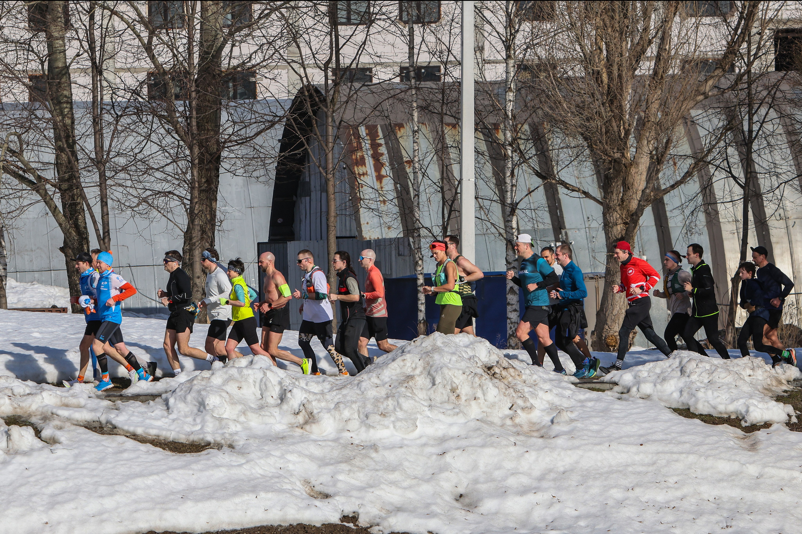 Марафон у дома, Долгопрудный, 15.03.26. Фотограф Сергей Ловкий