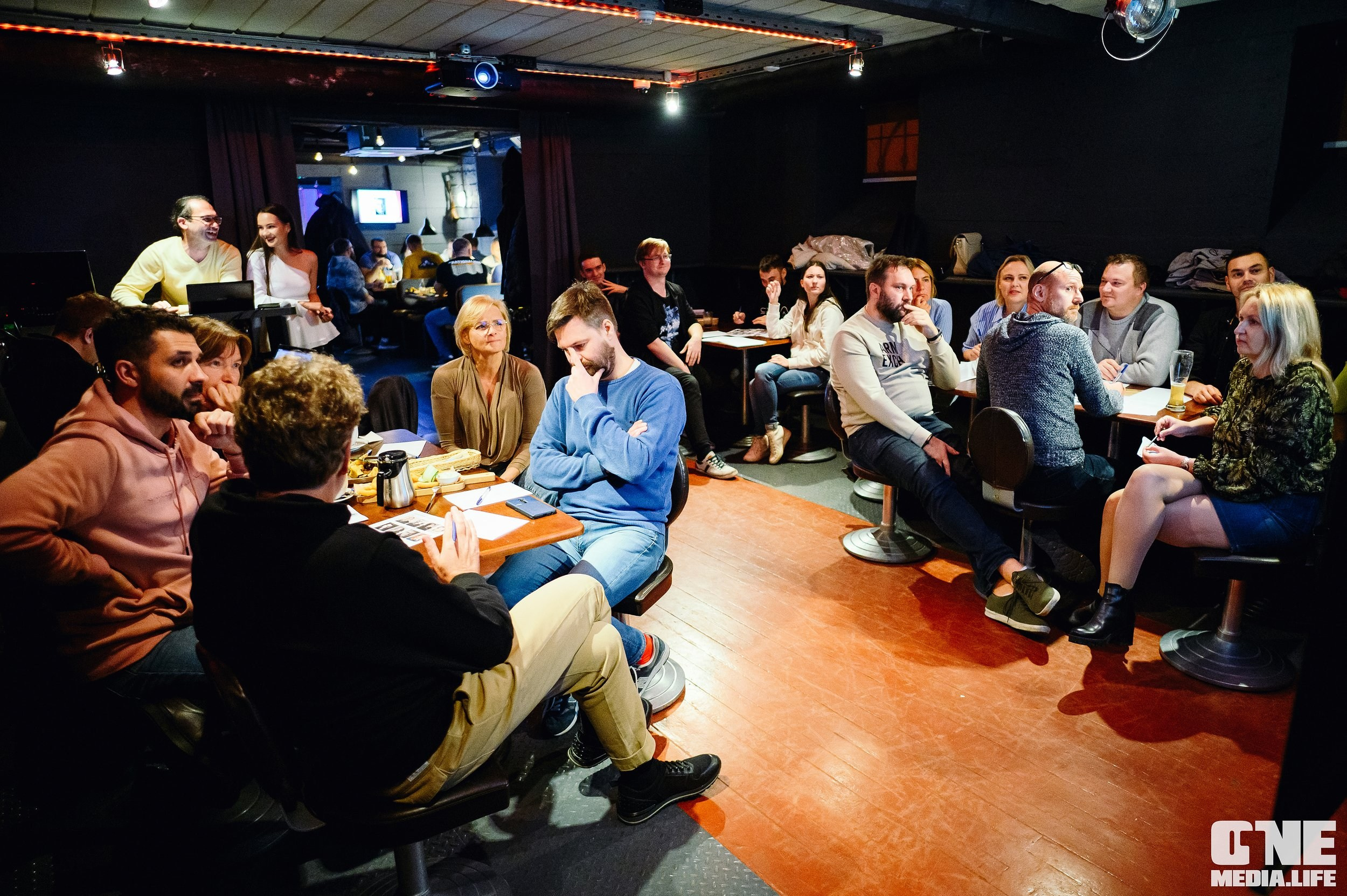 Квиз в баре Dreadnought. One Media Life: фоторепортажи, фотоотчеты с мероприятий и заведений