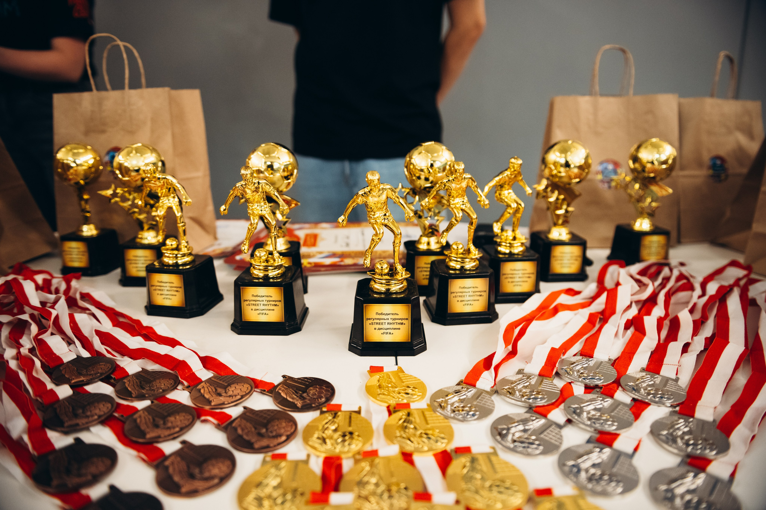 Турнир по футбольному фристайлу, панне и теннисболу