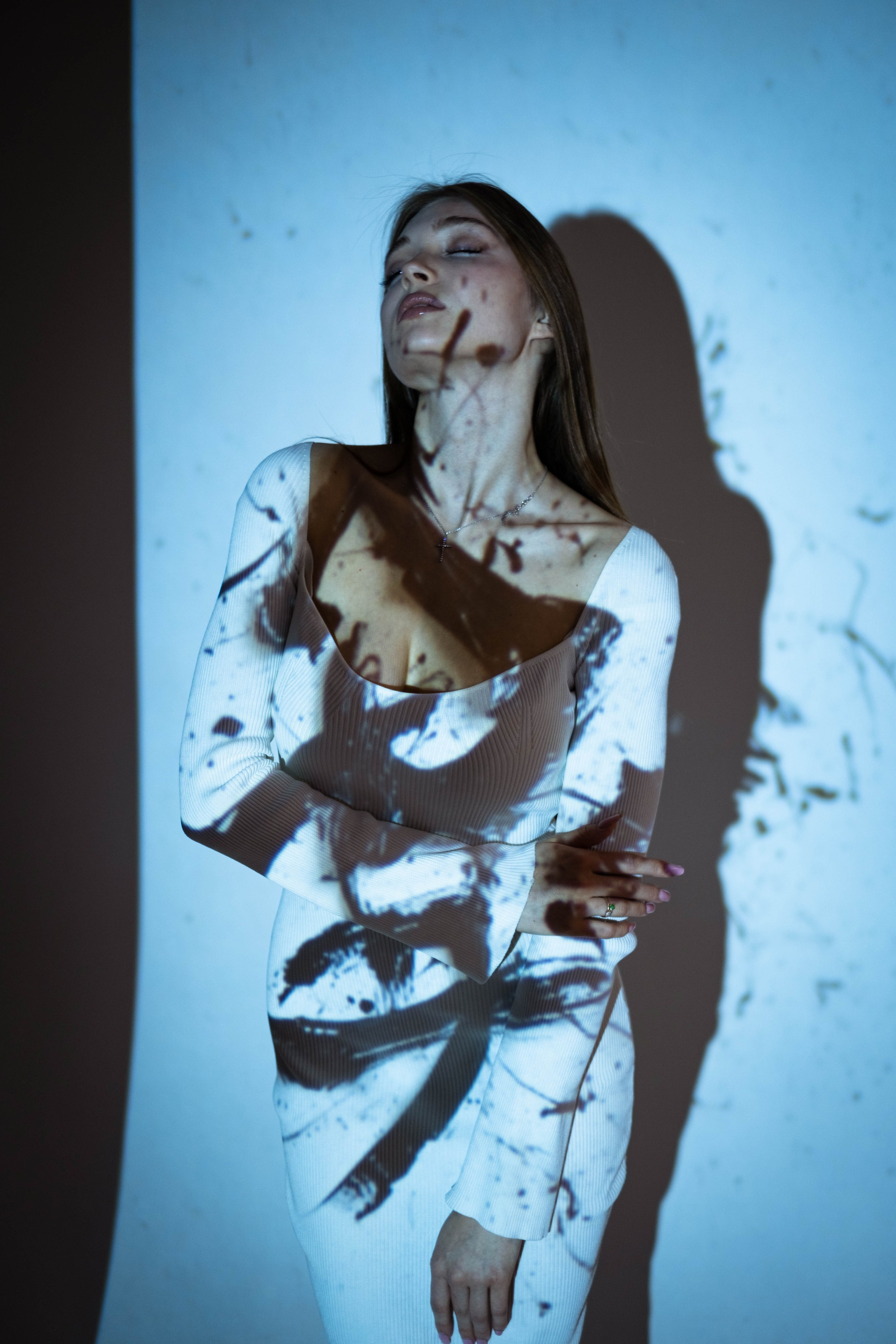 Проектор 16.03.25. Студийный, портретный, семейный фотограф Южно-Сахалинска Яна Радаева