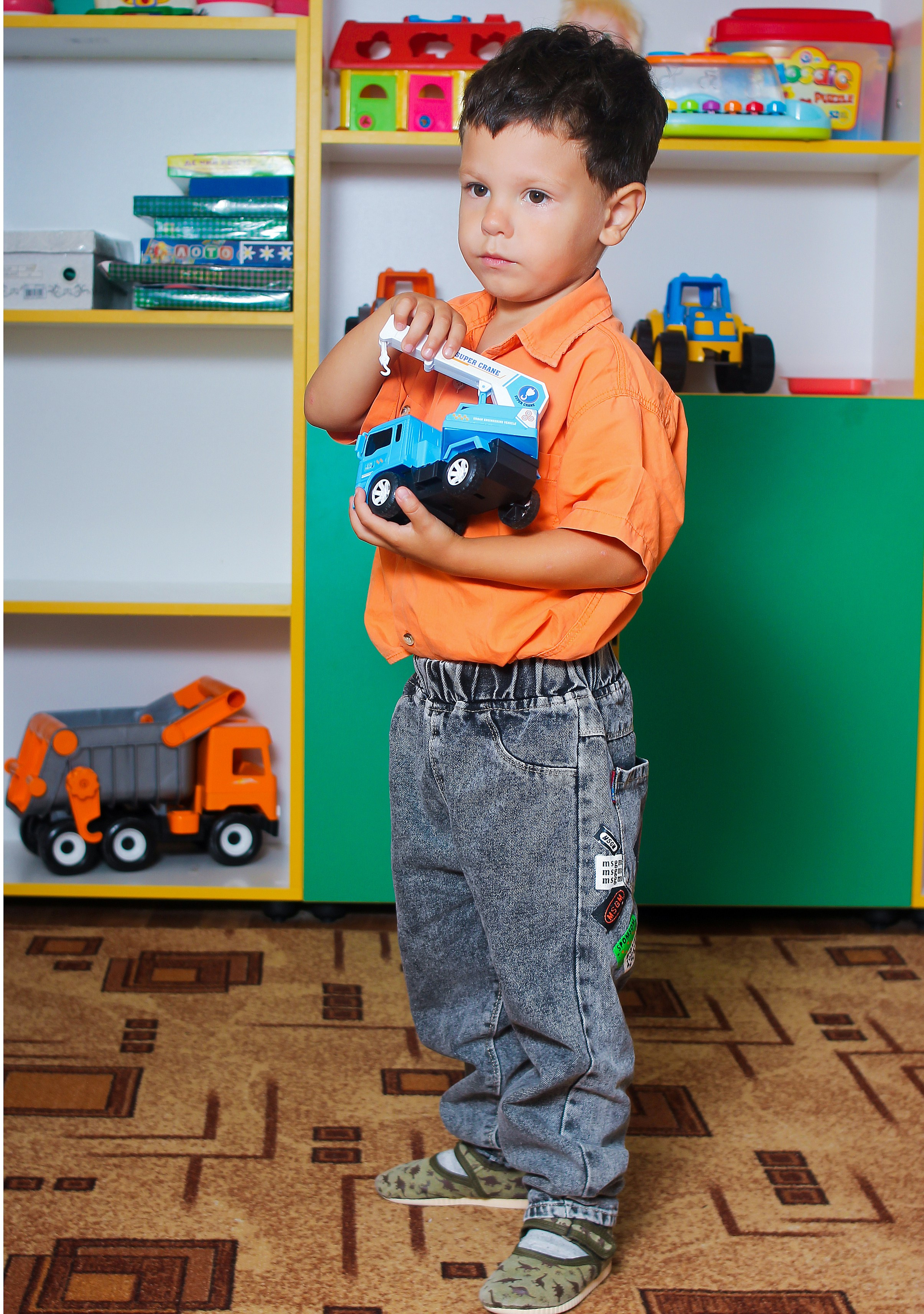 Выпускные альбомы Мариуполь, Ростов-на-дону школа и детский сад. школьный фотограф Мариуполь Евгения Уколова. Фотограф детский сад Ростов-на-Дону Уколова Евгения, школьный фотограф мариуполь, выпускные альбомы