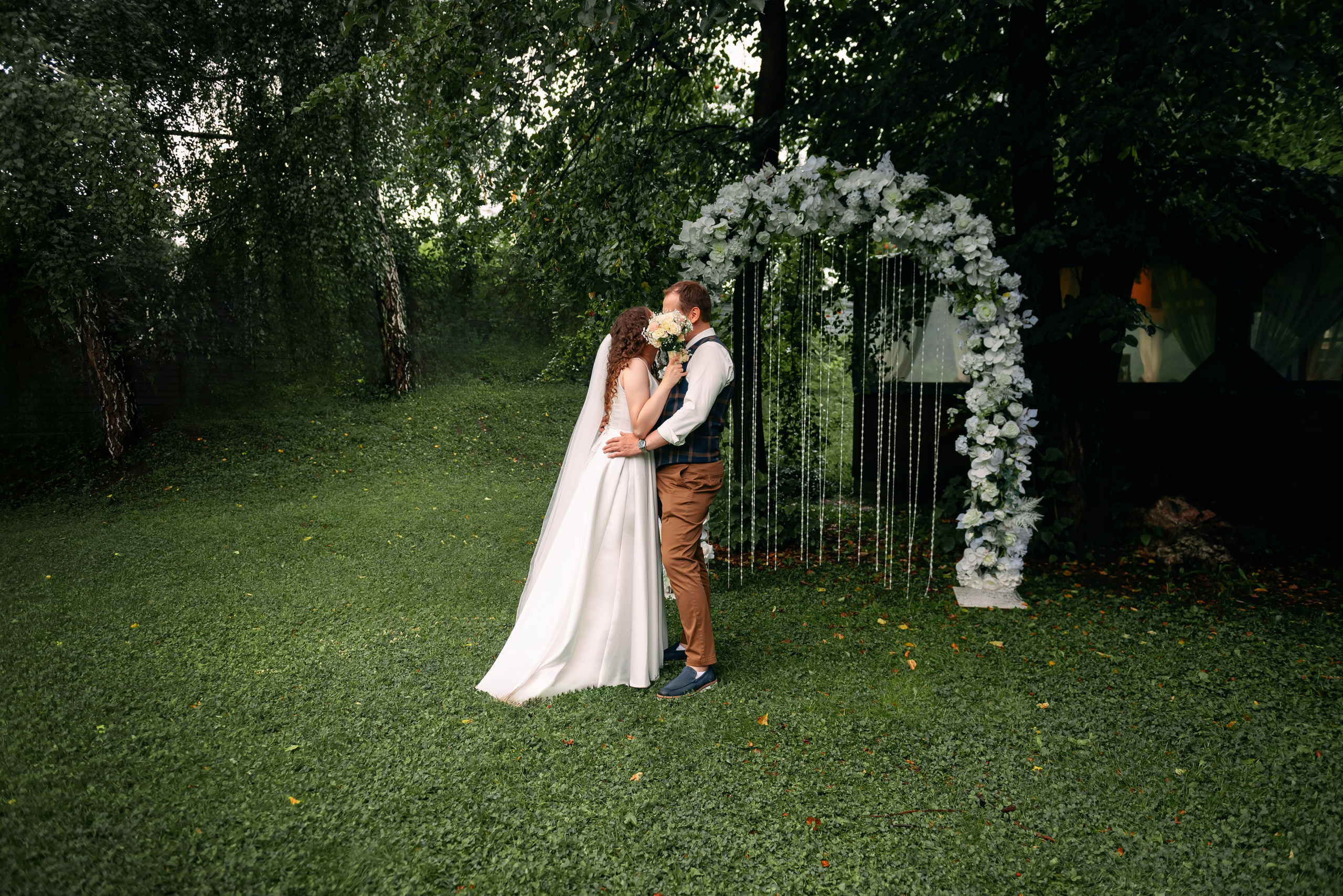 Свадебная фотосессия в Парк-Отель Аквариум г. Кемерово