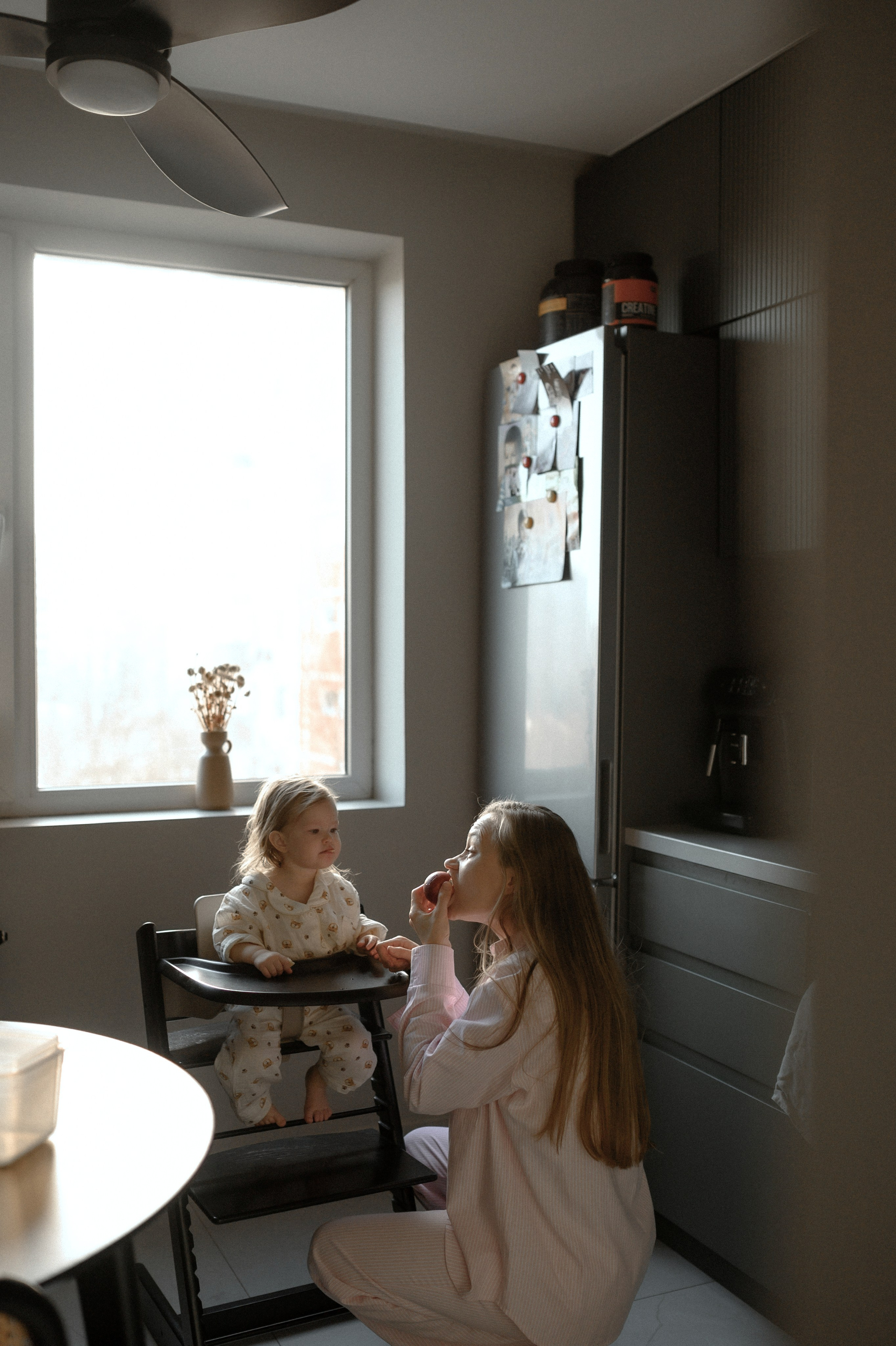 Даша и Варя дома. Семейный и свадебный lifestyle-фотограф в Москве Мария Петрова