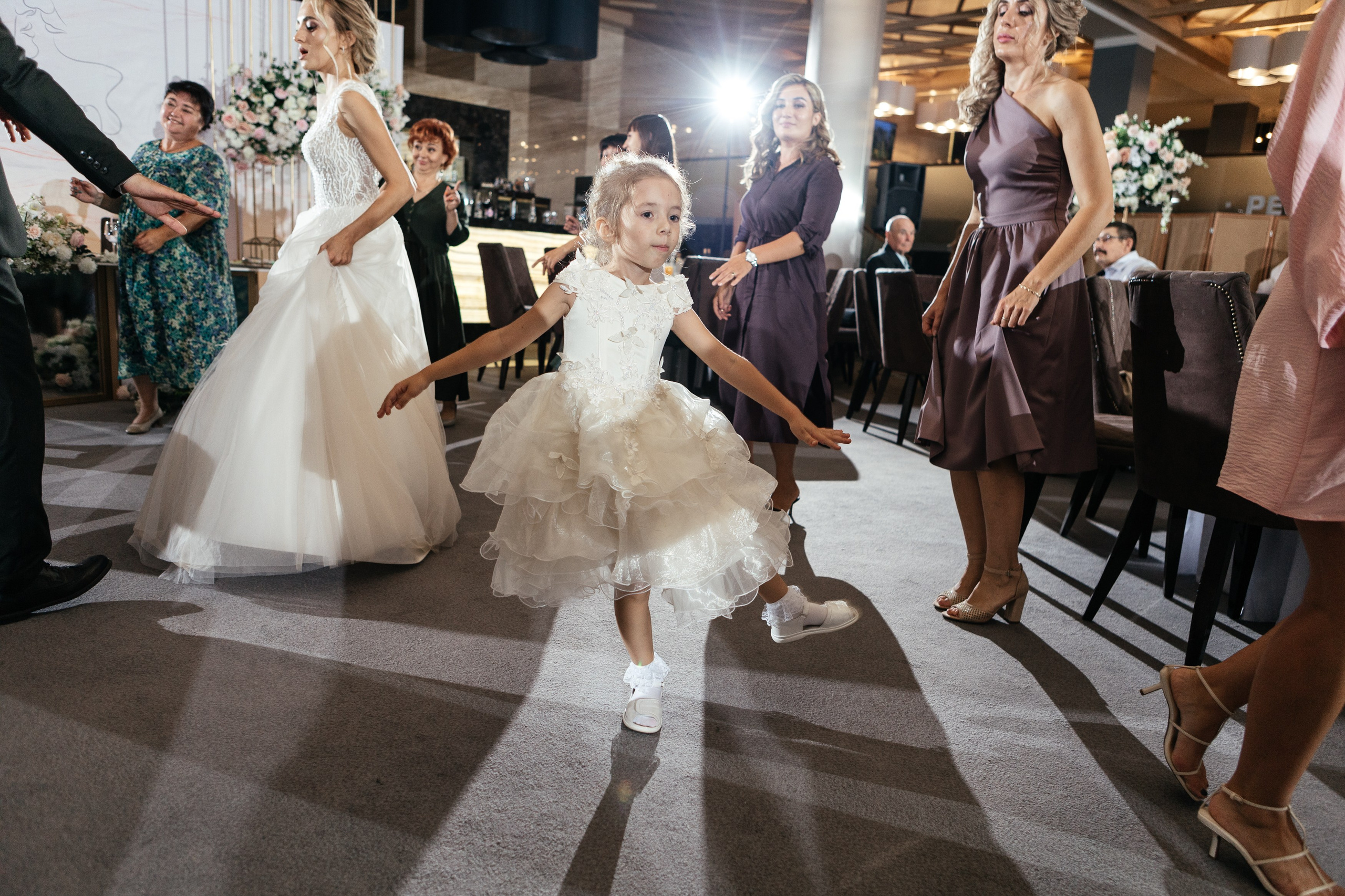 Свадебный фотограф Уфа — Руслан ГабдлисламовЖивые эмоции, красивые кадры, воспоминания на всю жизнь.Работаю по всей Республике Башкортоста. Свадебный фотограф Уфа Руслан Габдлисламов