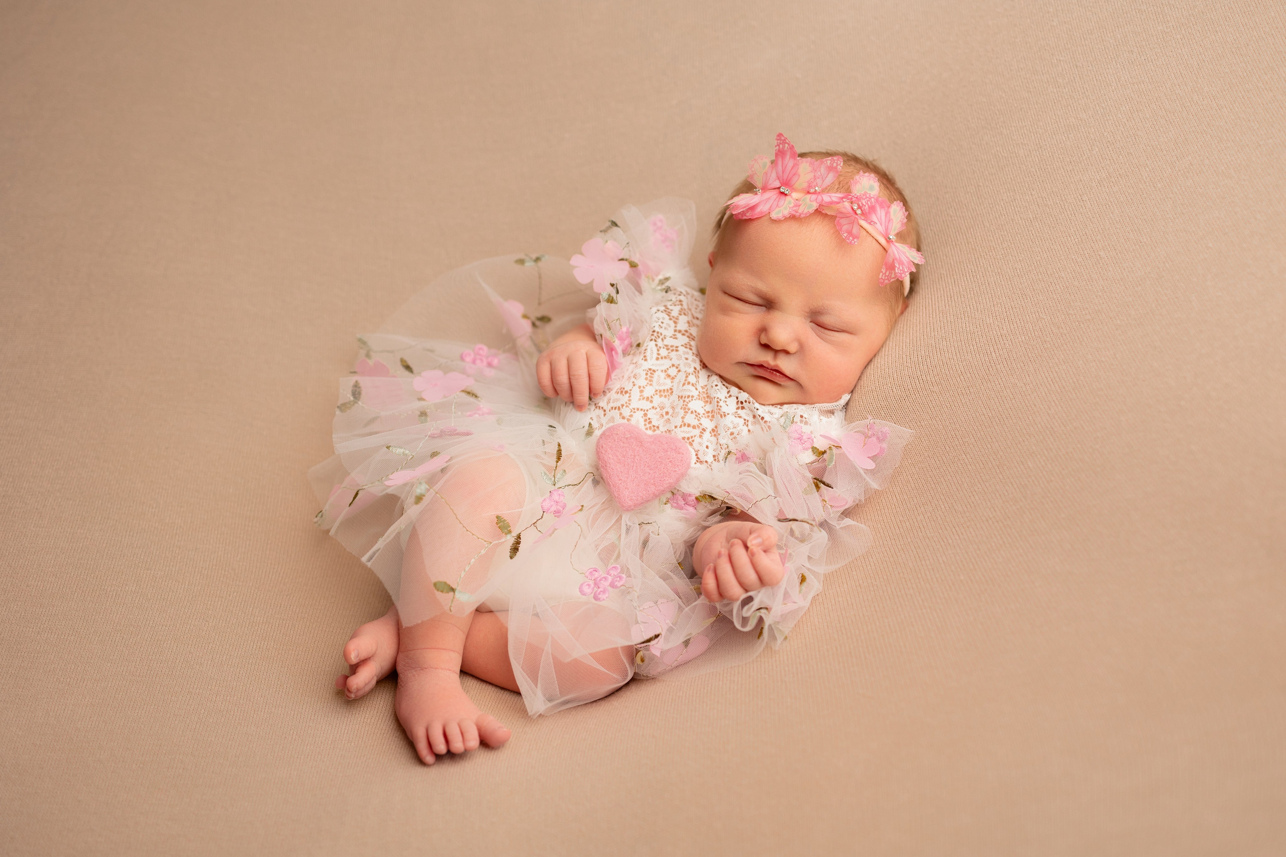 Первые дни. Фотослужба «Малютка» в Наро-Фоминском перинатальном центре — сохраняем главные мгновения семьи и создаём премиальные фотокниги