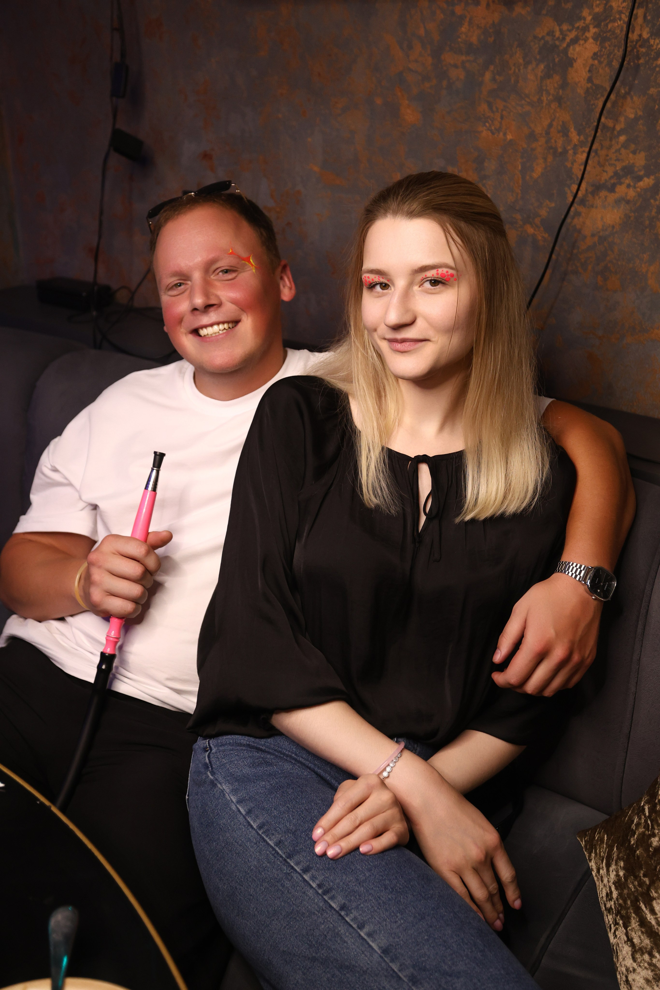 Neon Party 01.08.25. Мята Спортивная — Кальянная, караоке, бар в Минске