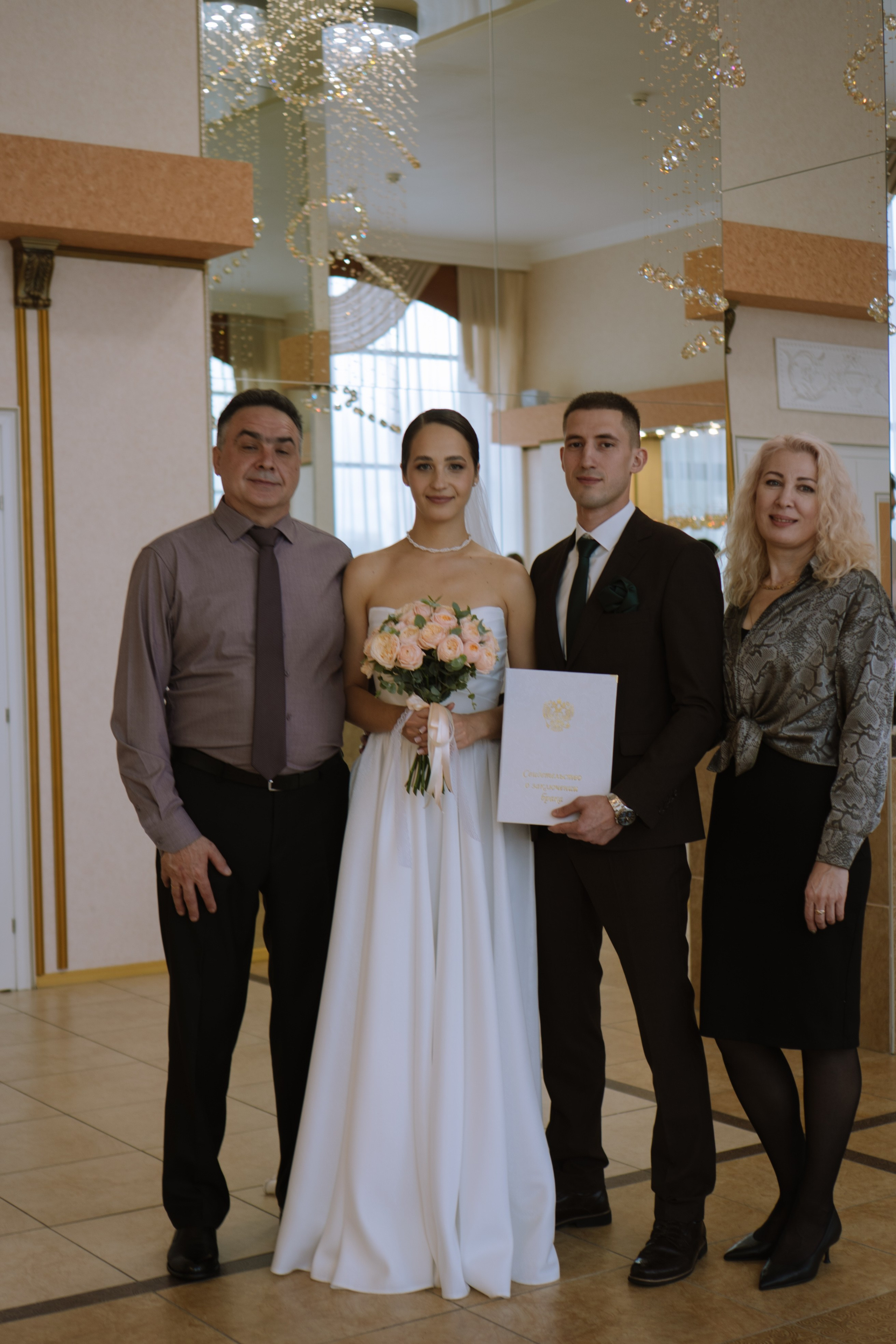 ЗАГС И ПРОГУЛКА 2 ЧАСА. Профессиональный фотограф, Санкт-Петербург — Виктория Богомолова