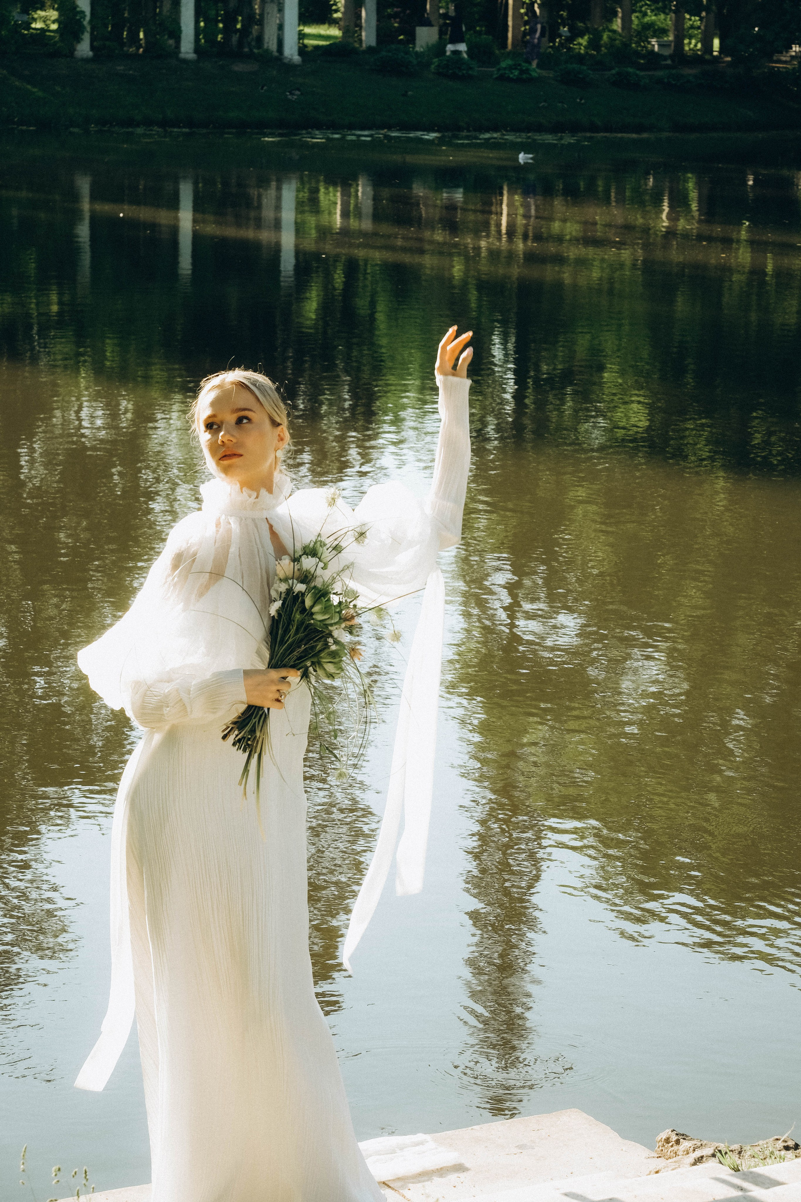 СВАДЕБНАЯ СЬЕМКА В ПАРКЕ ОРАНИЕНБАУМ. Профессиональный фотограф, Санкт-Петербург — Виктория Богомолова
