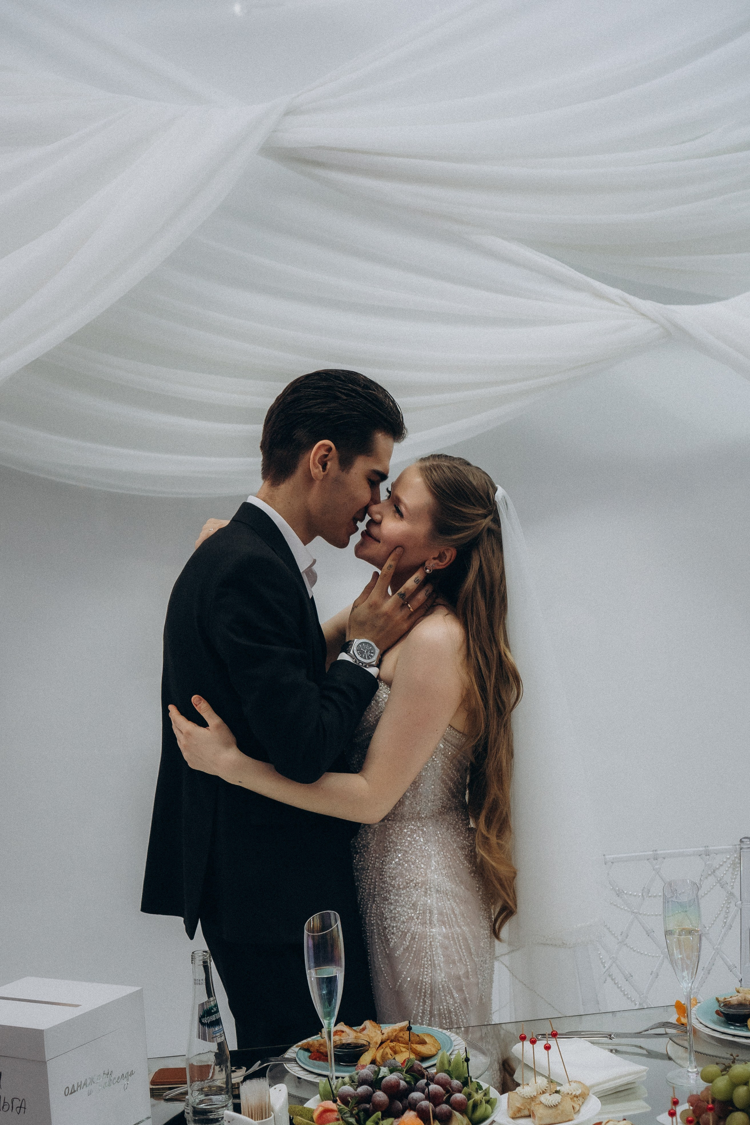 СЬЕМКА СВАДЕБНОГО БАНКЕТА (СНЯТО В СИБИРЕ В НИЖНЕВАРТОВСКЕ). Профессиональный фотограф, Санкт-Петербург — Виктория Богомолова
