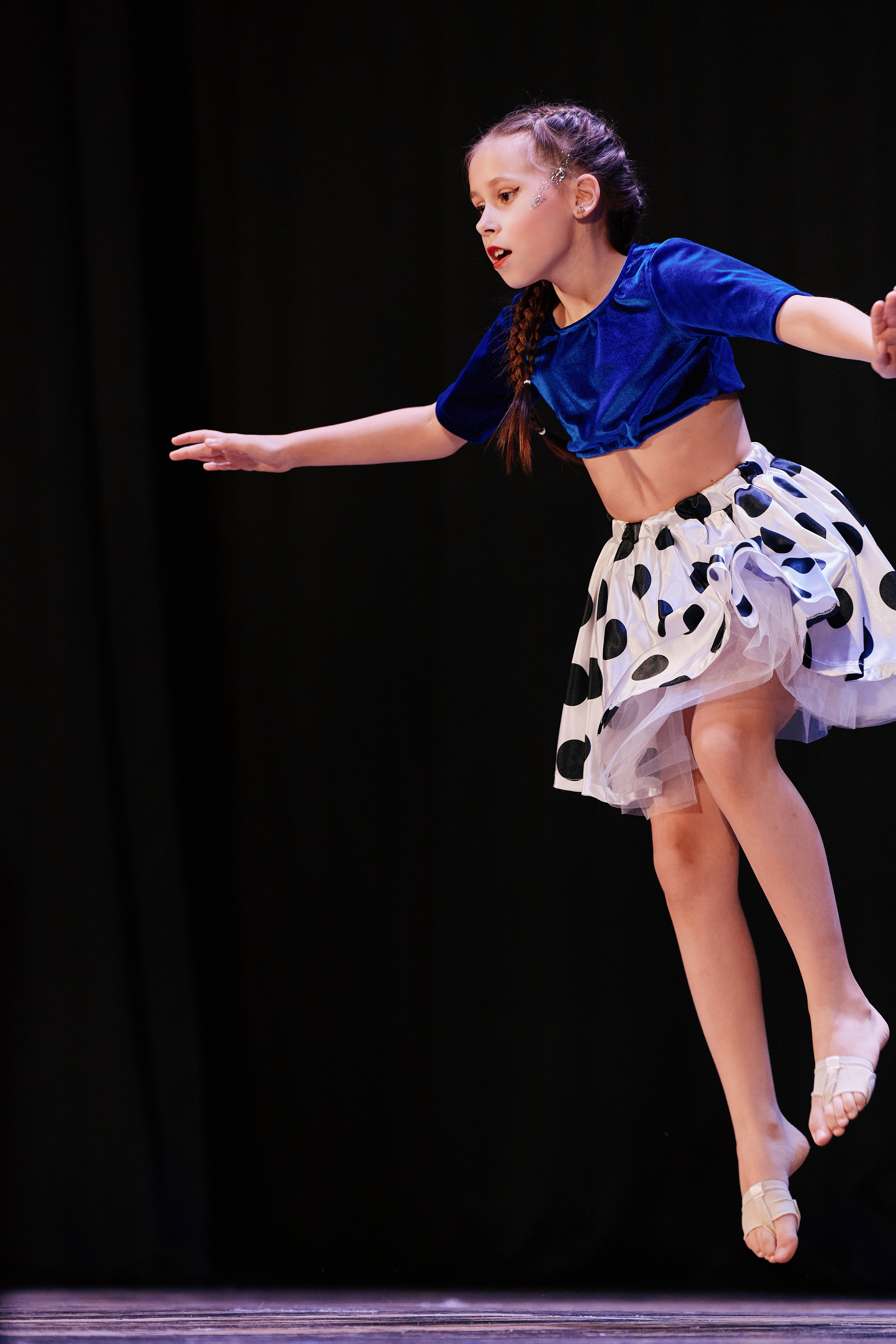 Концерт танцевальной студии Фиеста 08.06. Свадебный репортажный фотограф краснодар максим дремов дрёмов фотосессия студия цена