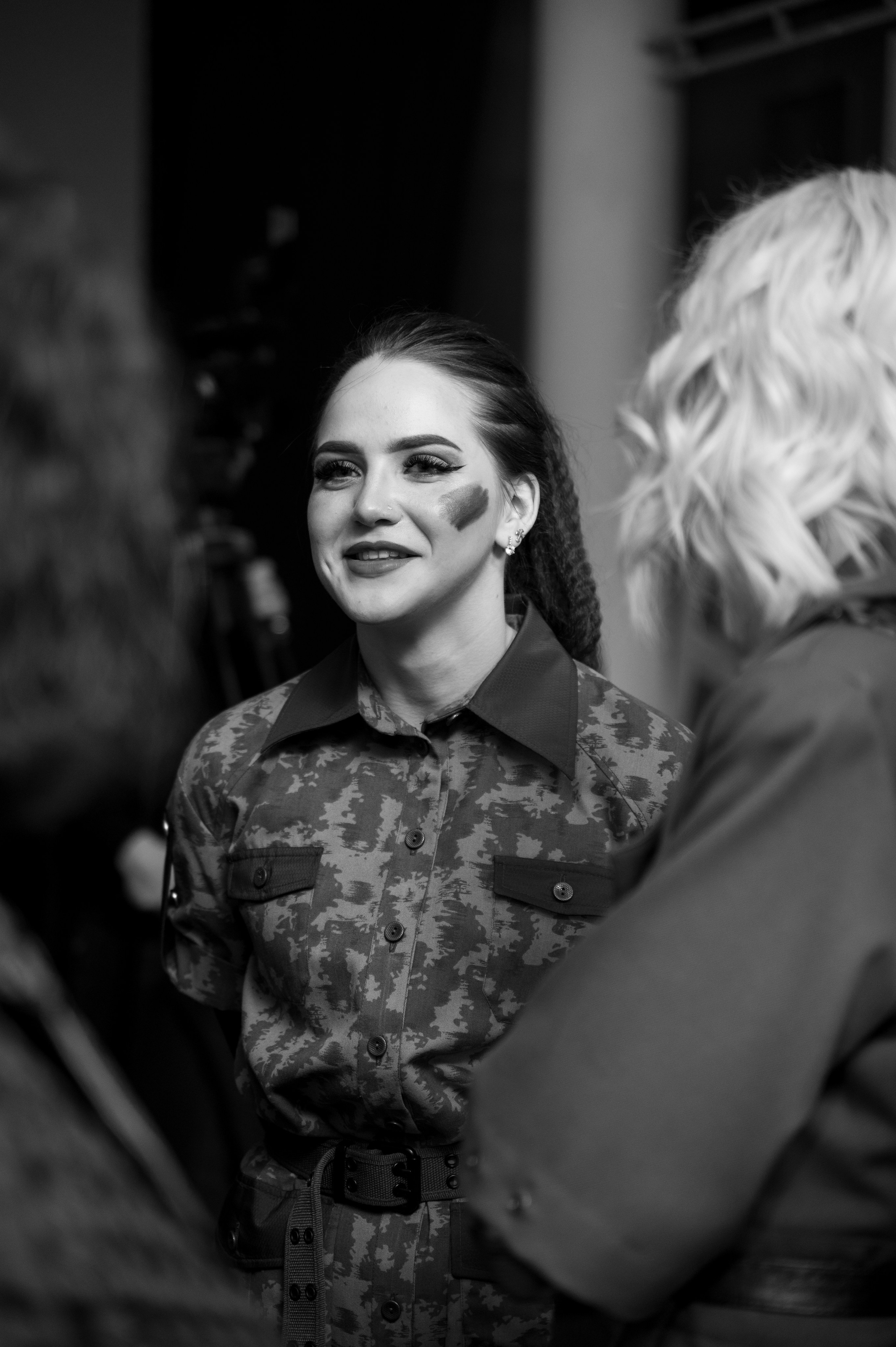 Закрытый показ милитари «Своя трансформация» дизайнера Юлии Бойченко | 24.04.2025. Фотограф в Омске Елизавета Кириллова