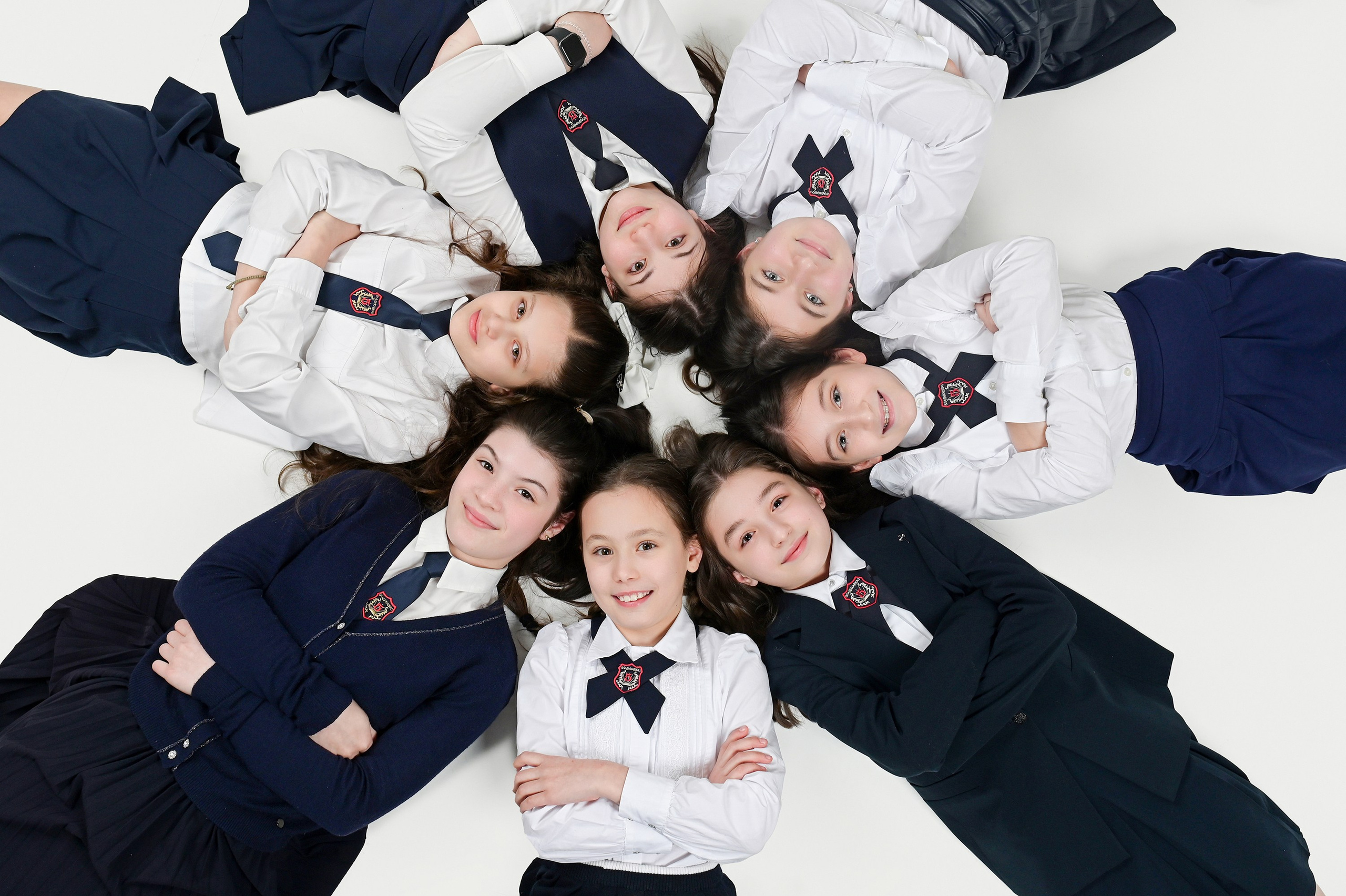 Галерея фотографий. Первая школьная фотостудия Zoom-Zoom в городе Владикавказ