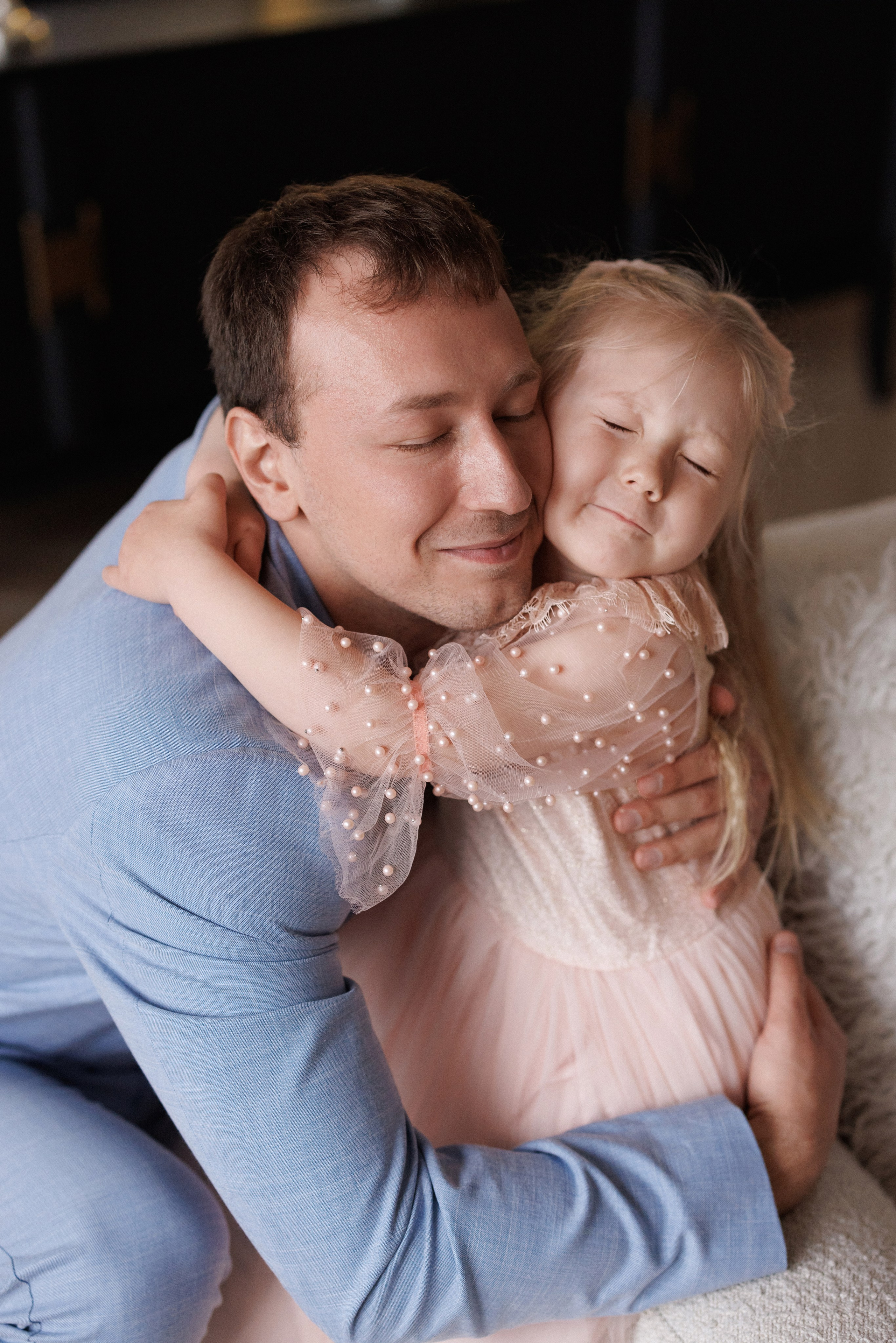 Семейная фотосессия в фотостудии «Париж», Краснодар. Семейный и детский фотограф в Краснодаре Анна Трашкова