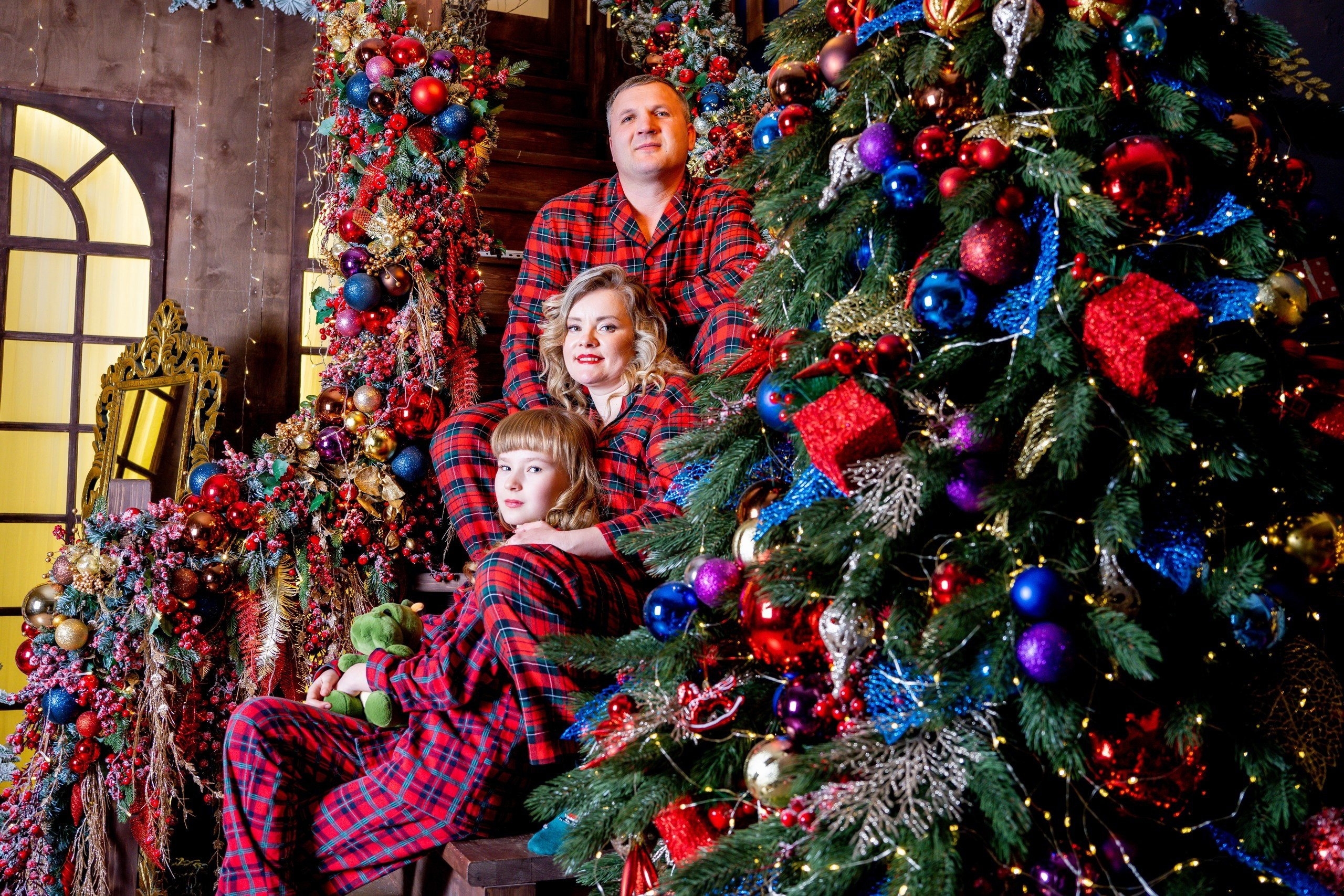 НОВОГОДНИЕ СТУДИЙНЫЕ ФОТОСЪЁМКИ. Видеограф Алексей Жарков