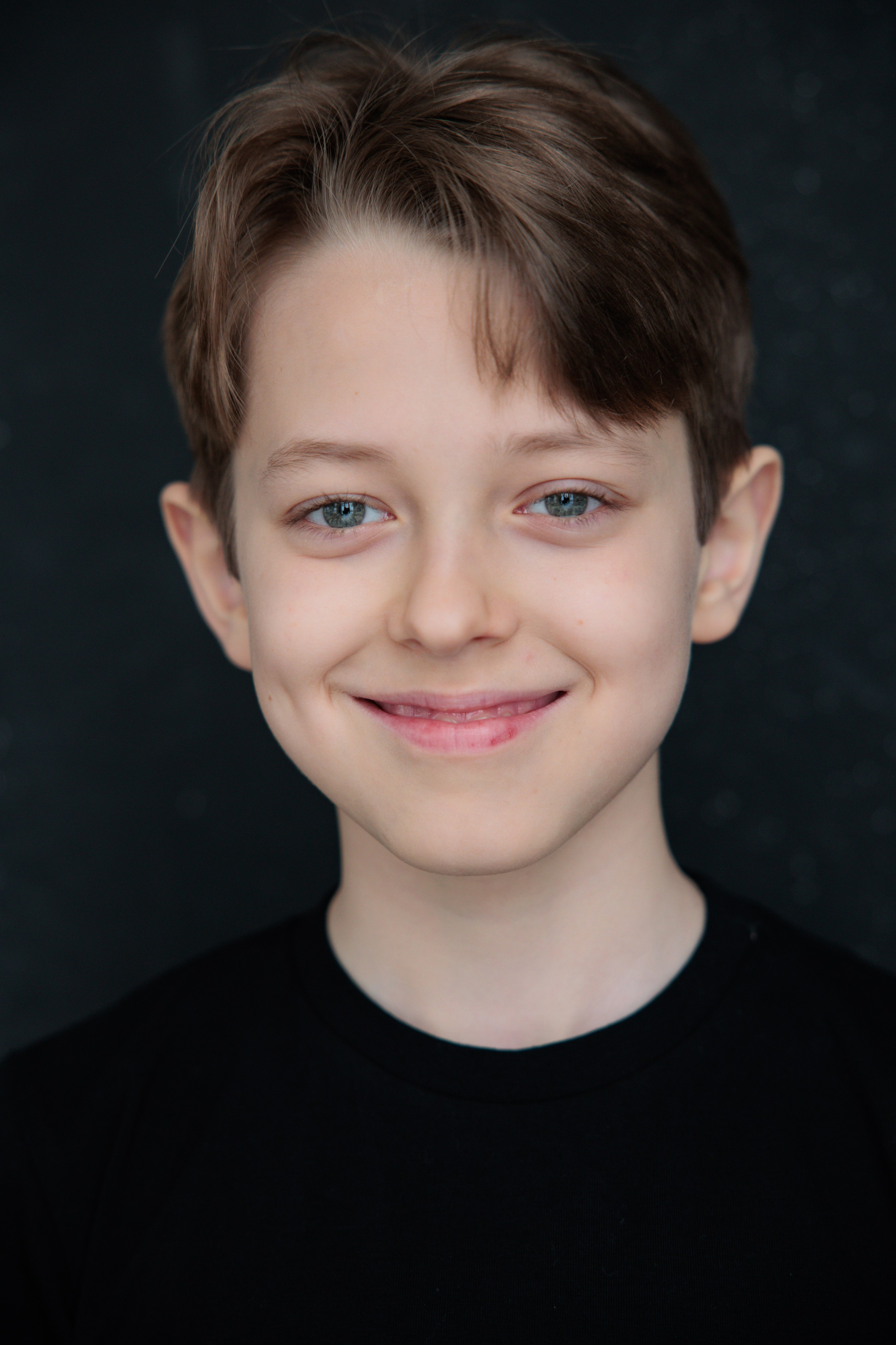 ЛЁША. Я фотограф из Москвы к Вашим услугам