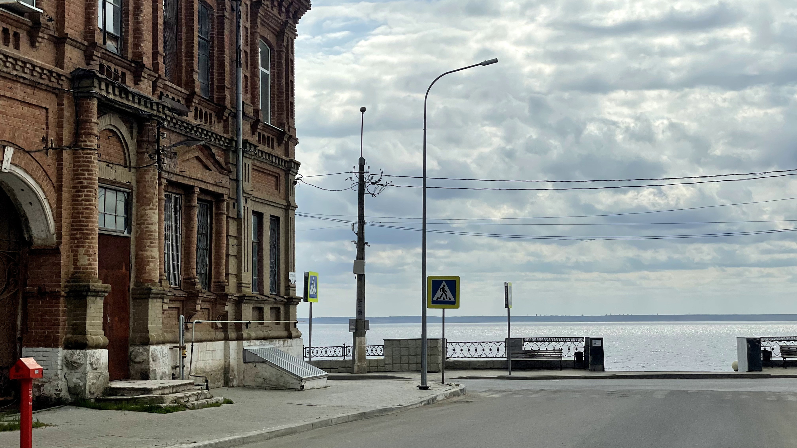 80 000 Улица, набережная. ВИЗУАЛЬНЫЕ И ЗВУКОВЫЕ РЕШЕНИЯ ДЛЯ БИЗНЕСА И СЪЁМОК ТЕЛЕТЕЛА