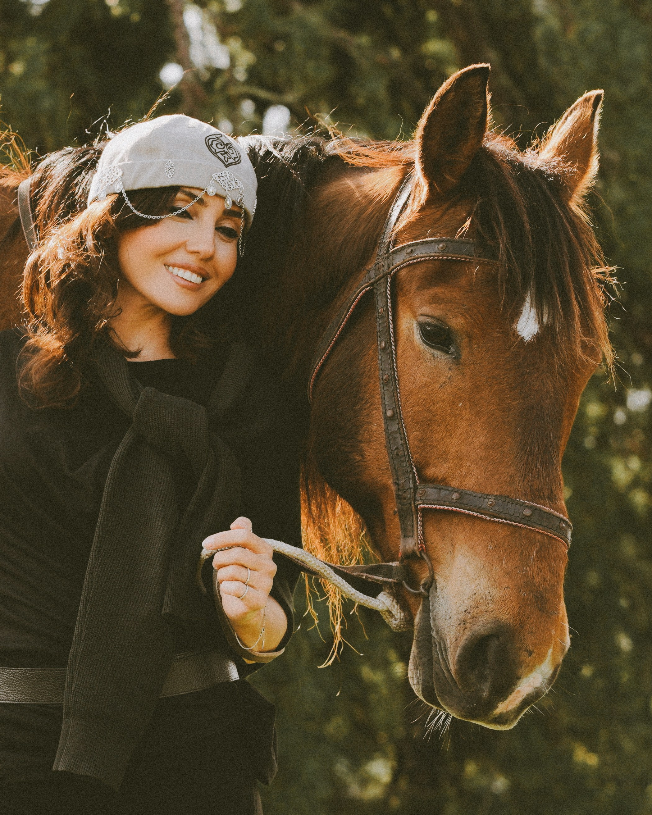На конной прогулке по Алтаю. Выездной фотограф-видеограф в Республике Алтай Солоны Куюкова