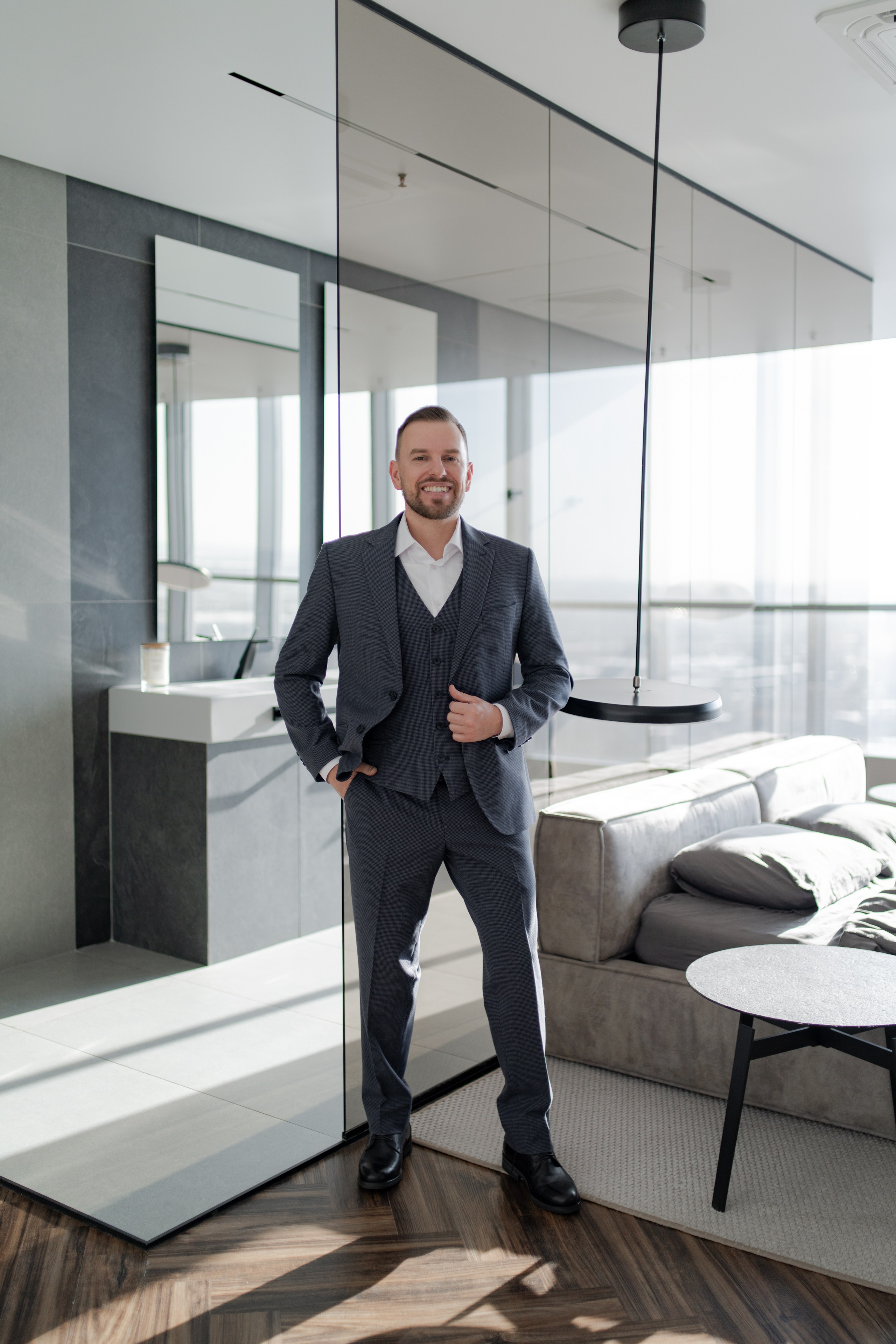 мужской фотограф имиджевая сьемка мужчин в санкт-петербурге стильное фото мужчины в фотостудии Art Place на площади Конституции