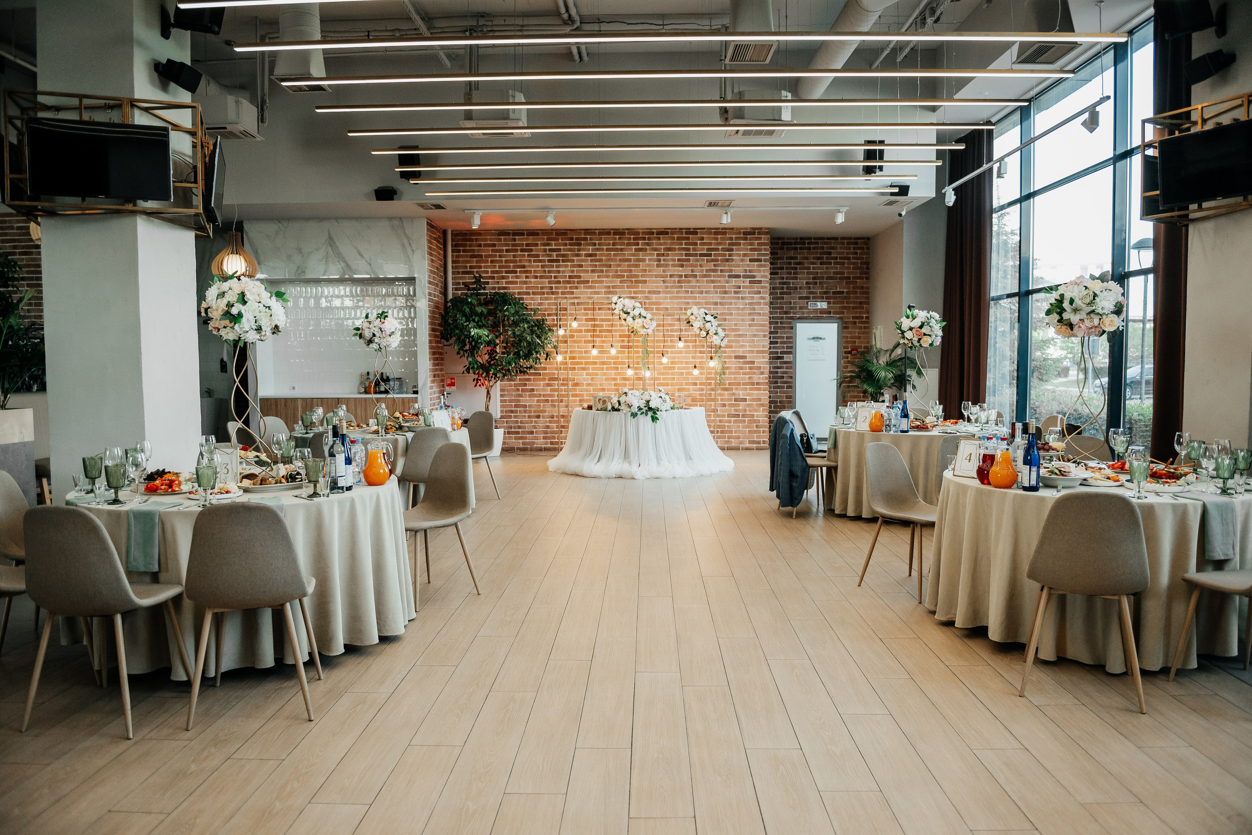 Свадебный фотограф в Екатеринбурге. Свадебная фотосъемка. Свадебный фотограф в Екатеринбурге