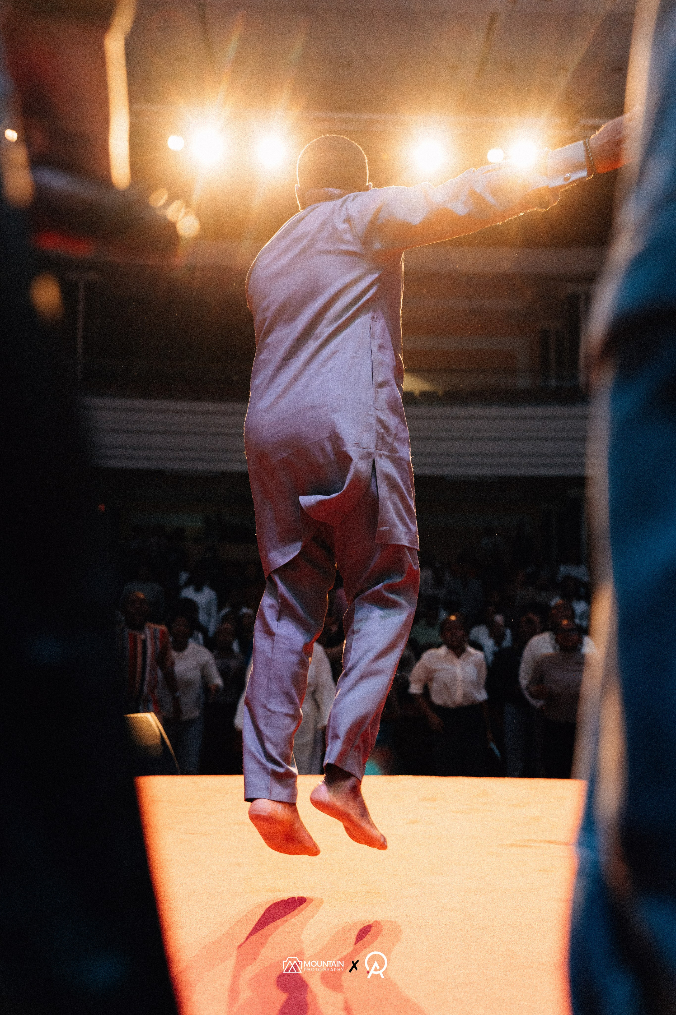 One Audience Gospel concert With Prospa Ochimana. Я занимаюсь событийной, свадебной, товарной, студийной… фотографией