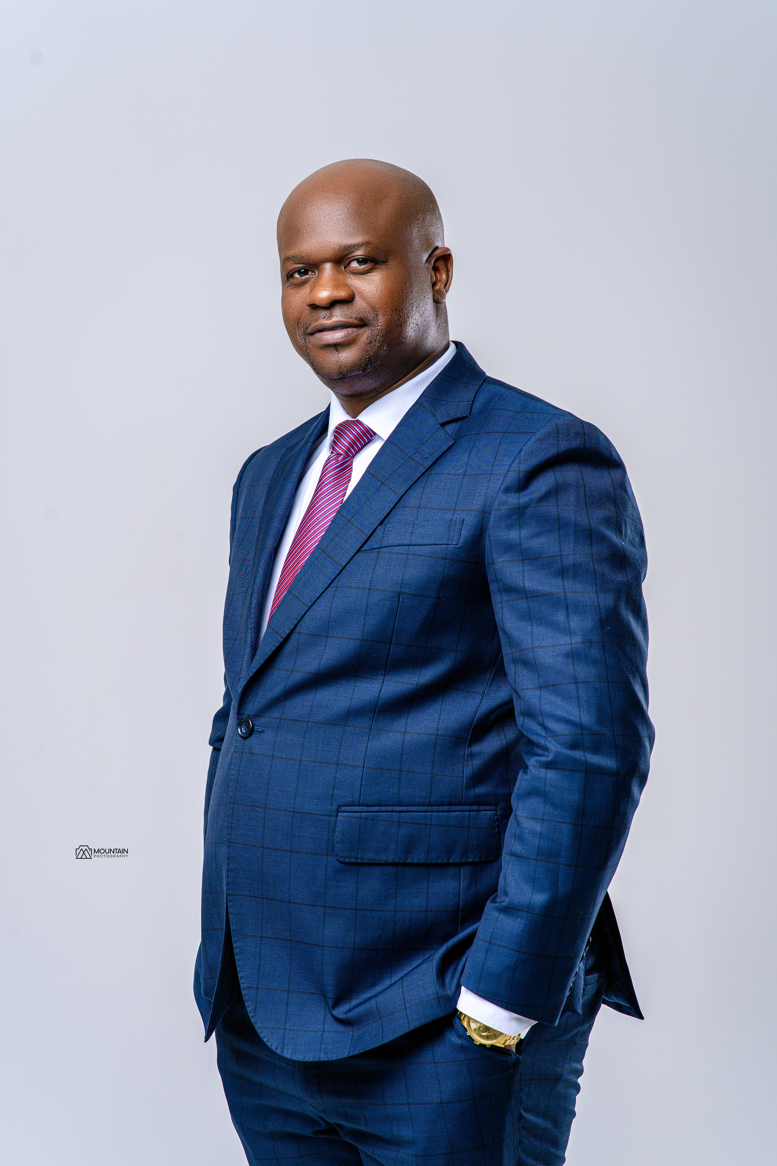 Coorporate Photoshoot. Photographer based in moscow Peter Tchana