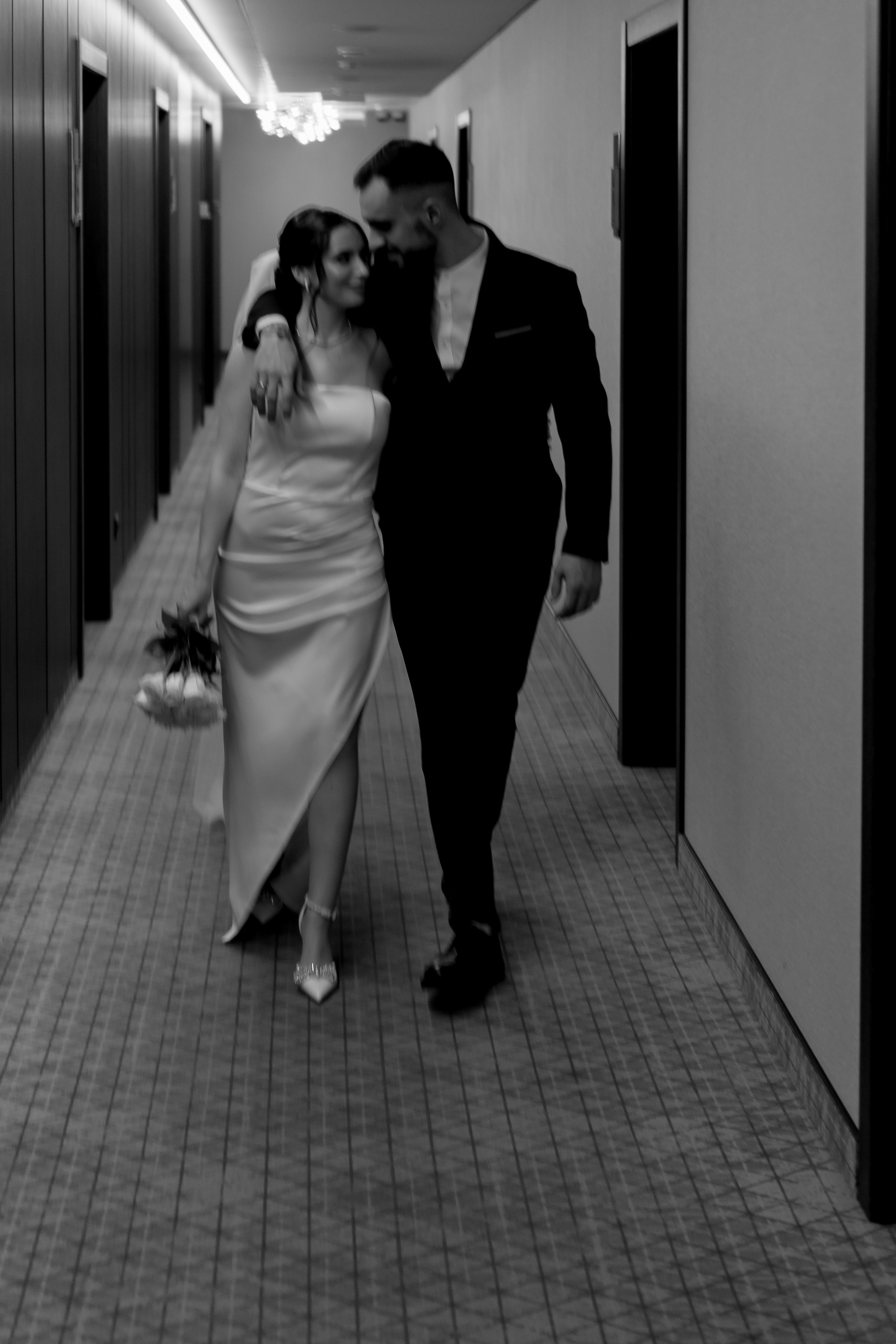 СВАДЕБНАЯ СЬЕМКА СБОРОВ ЖЕНИХА И НЕВЕСТЫ В ОТЕЛЕ И ТАКЖЕ ФОТОСЕССИИЯ В ОТЕЛЕЕ МЕГАПОЛИС БРЯНСК. Профессиональный фотограф, Санкт-Петербург — Виктория Богомолова