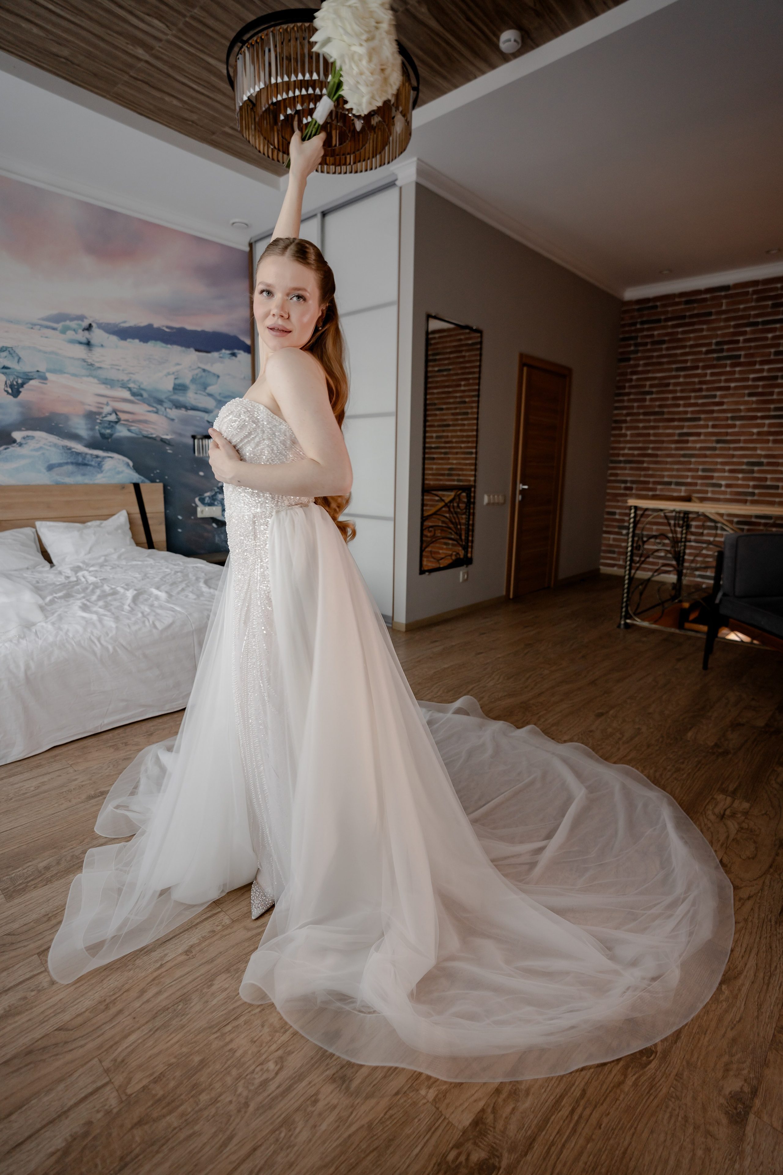 СВАДЕБНАЯ СЬЕМКА СБОРОВ В ОТЕЛЕ И ВЫЕЗД НА ЦЕРЕМОНИЮ (СНЯТО В СИБИРЕ В НИЖНЕВАРТОВСКЕ). Профессиональный фотограф, Санкт-Петербург — Виктория Богомолова