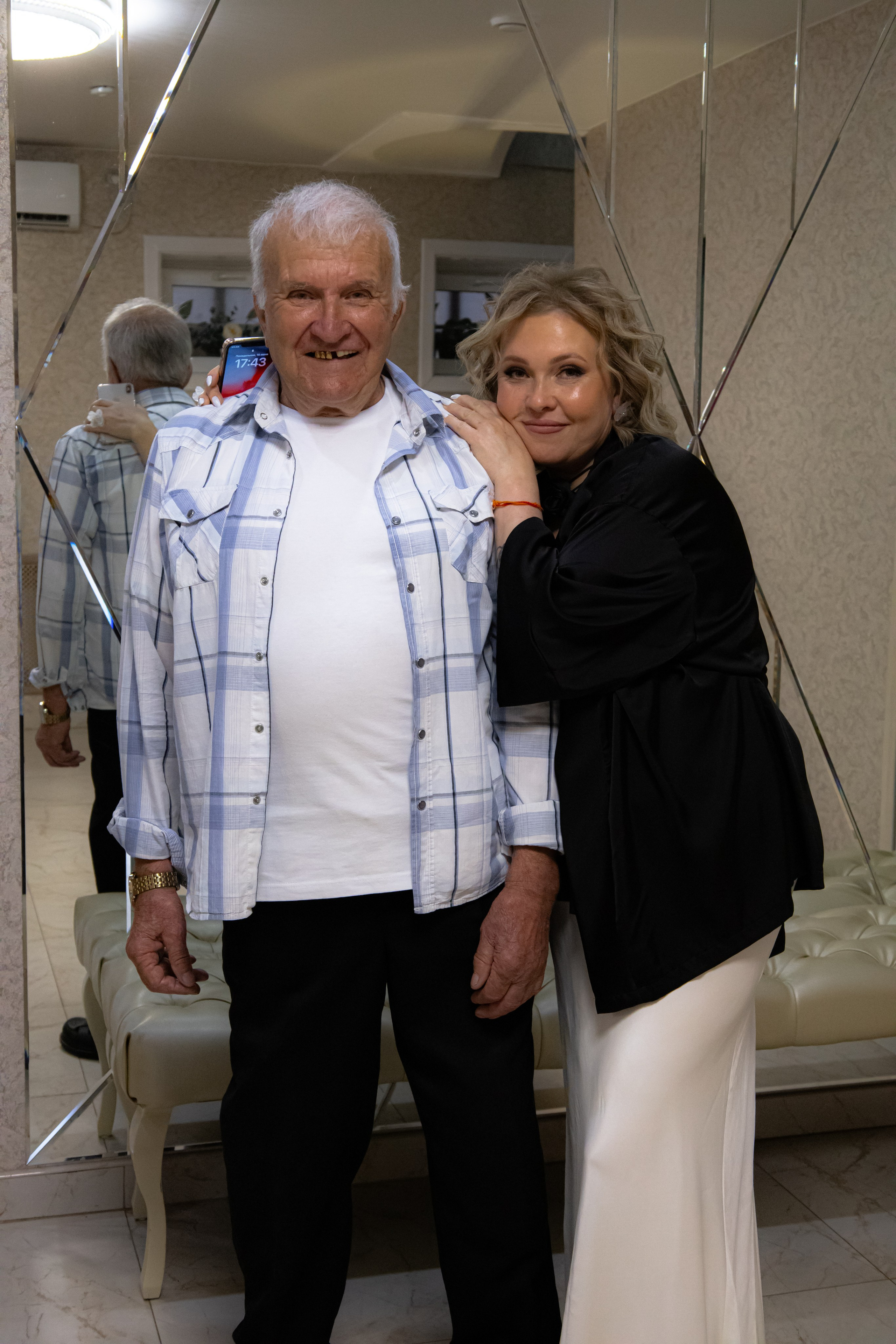 OKSANA BIRTHDAY. Photokarish