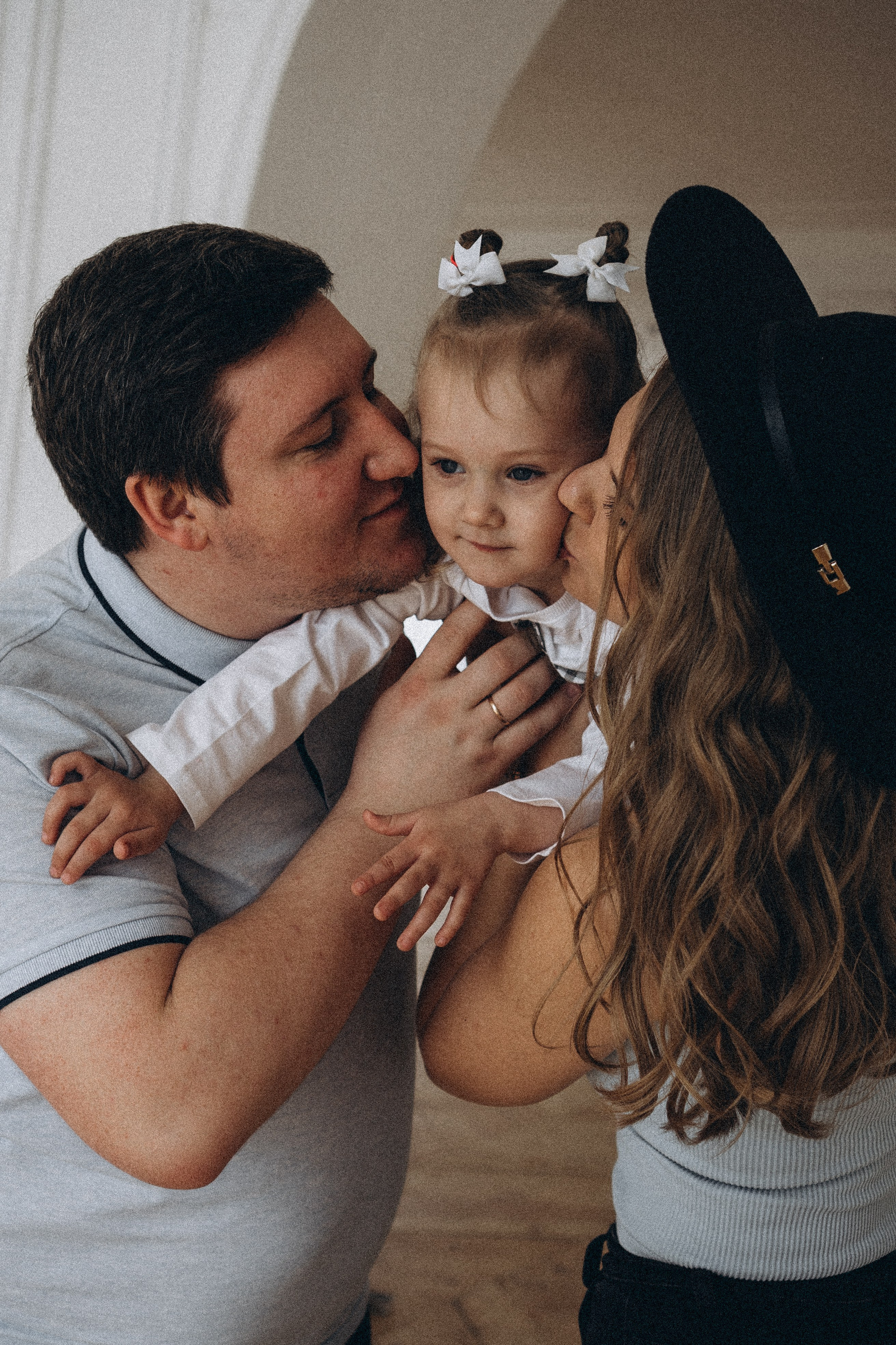 Семейная история в студии. Профессиональный фотограф, Санкт-Петербург — Виктория Богомолова