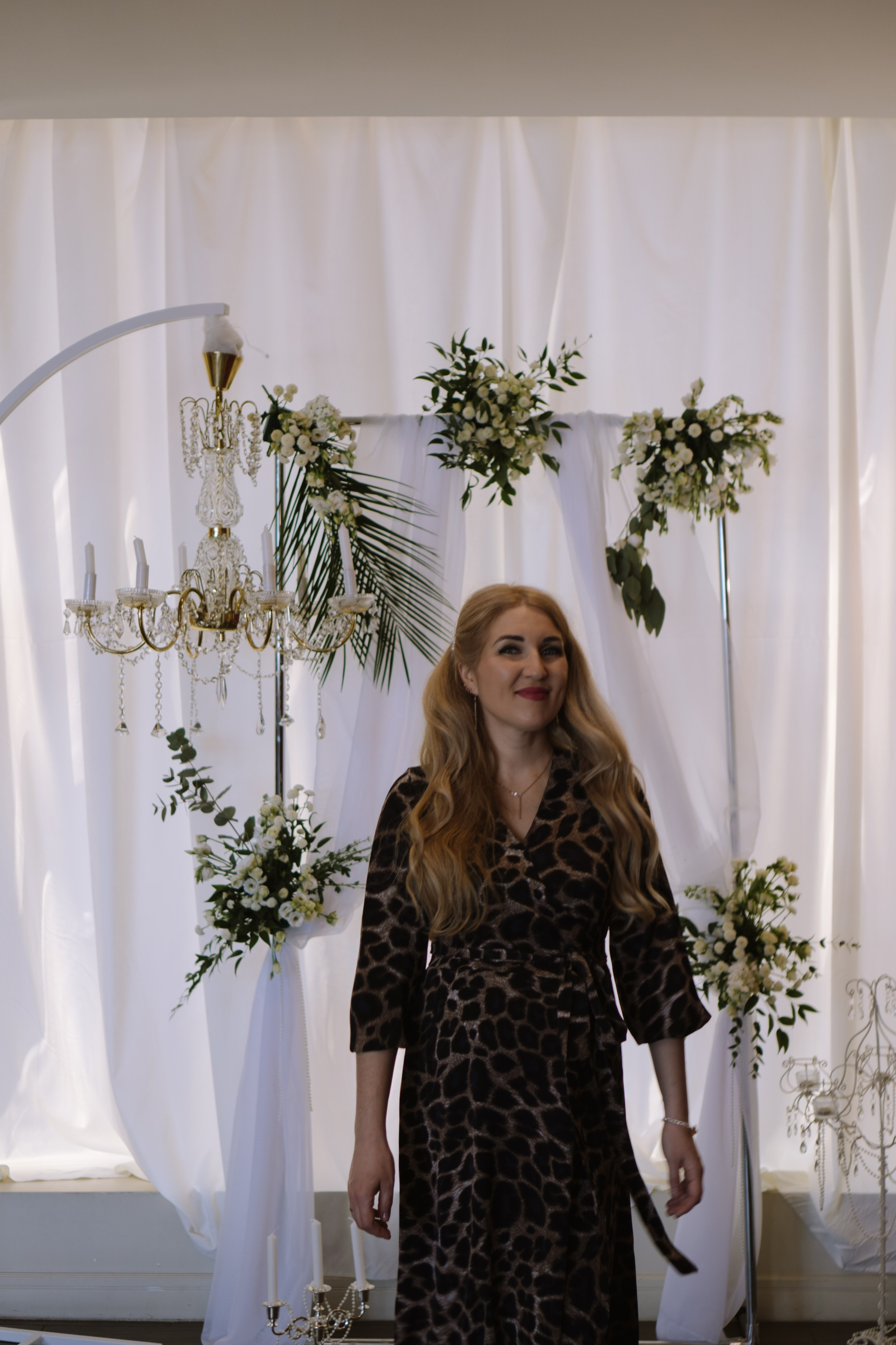 СВАДЕБНЫЙ БАНКЕТ НА ВЛАДИМИРСКОЙ В САНКТ-ПЕТЕРБУРГЕ (КАМЕРНАЯ СВАДЬБА). Профессиональный фотограф, Санкт-Петербург — Виктория Богомолова