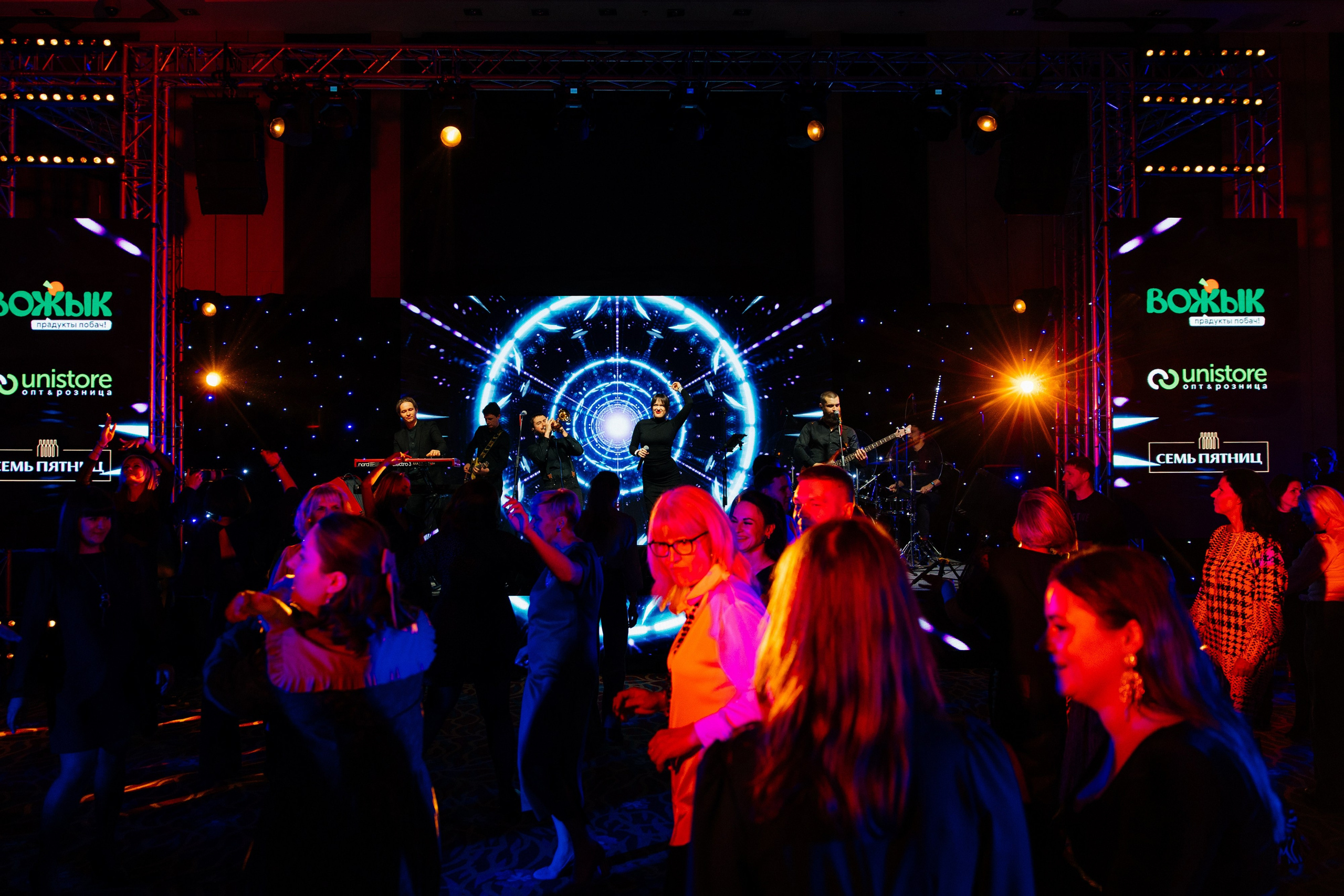 Unistore |Пекин. Свадебный фотограф Минск РБ