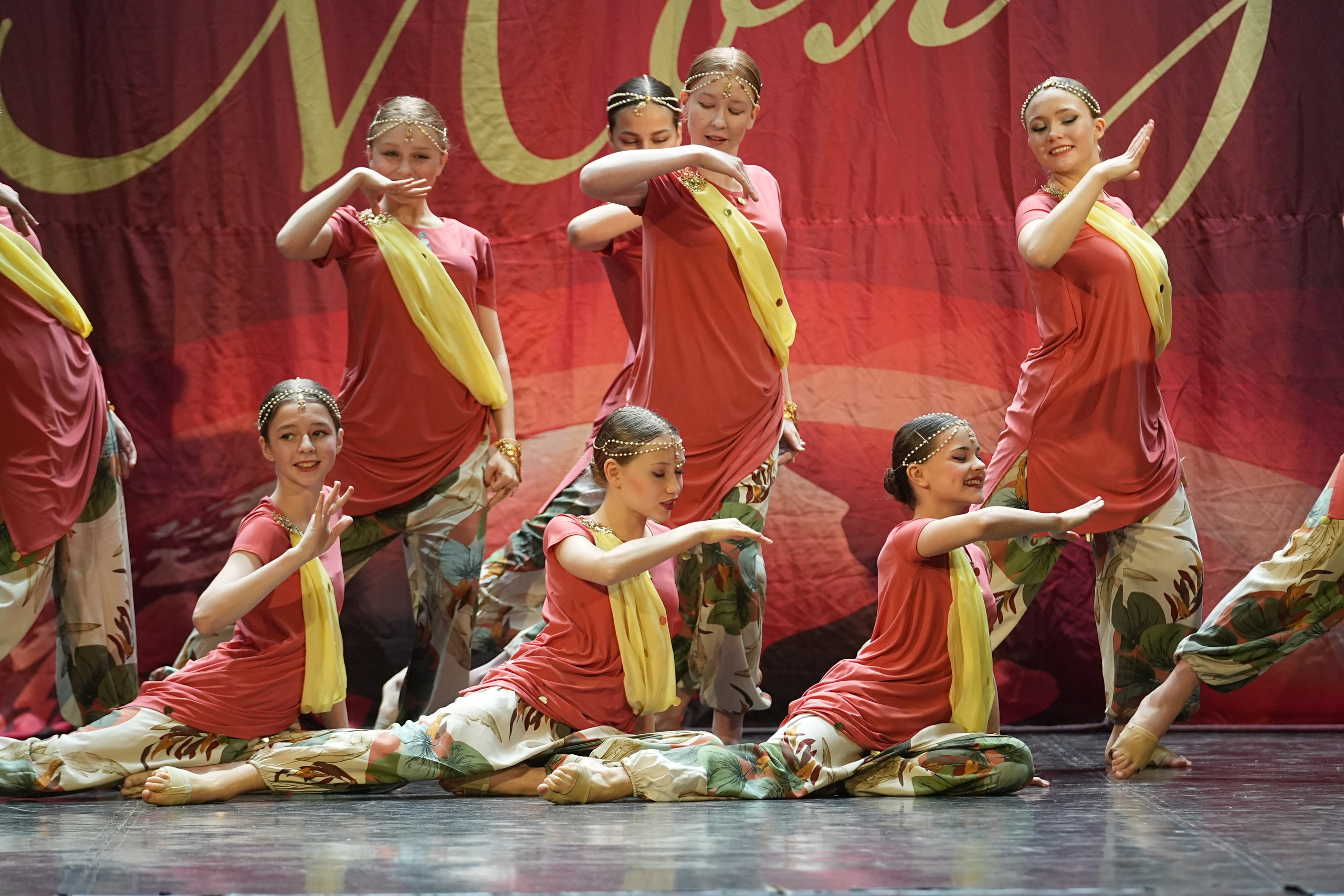 8 февраля, блок 1, г. Кострома. Золотое яблочко