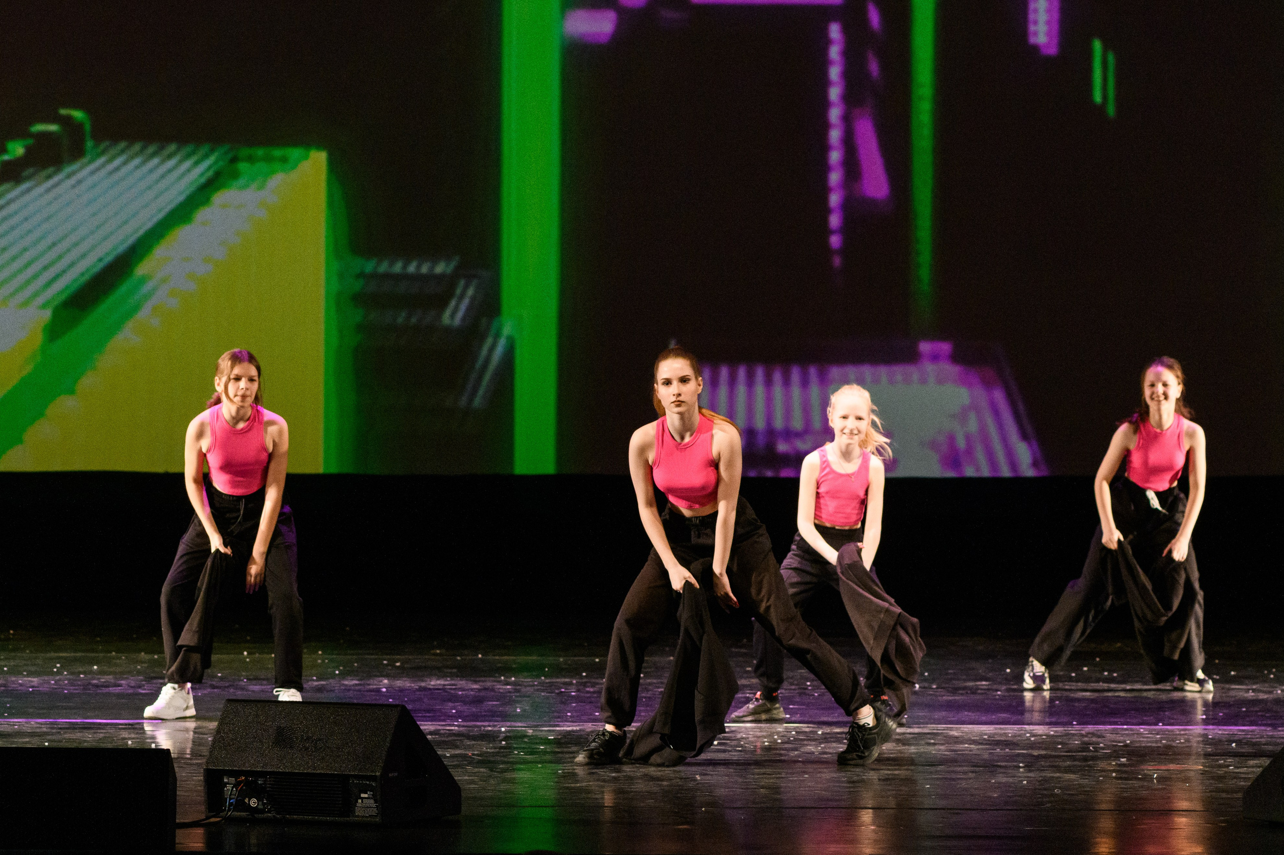 23 апреля, часть 2, БКЗ Октябрьский, г. Санкт-Петербург. Золотое яблочко