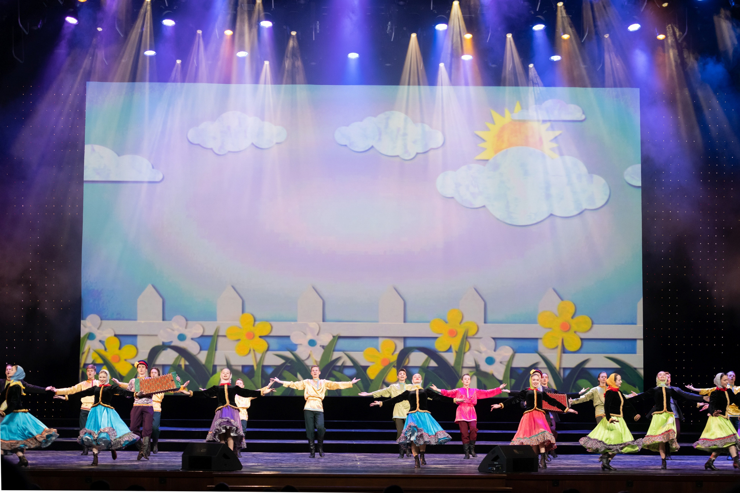 2 февраля, концерт Таланты России, Кремлевский Дворец. Золотое яблочко