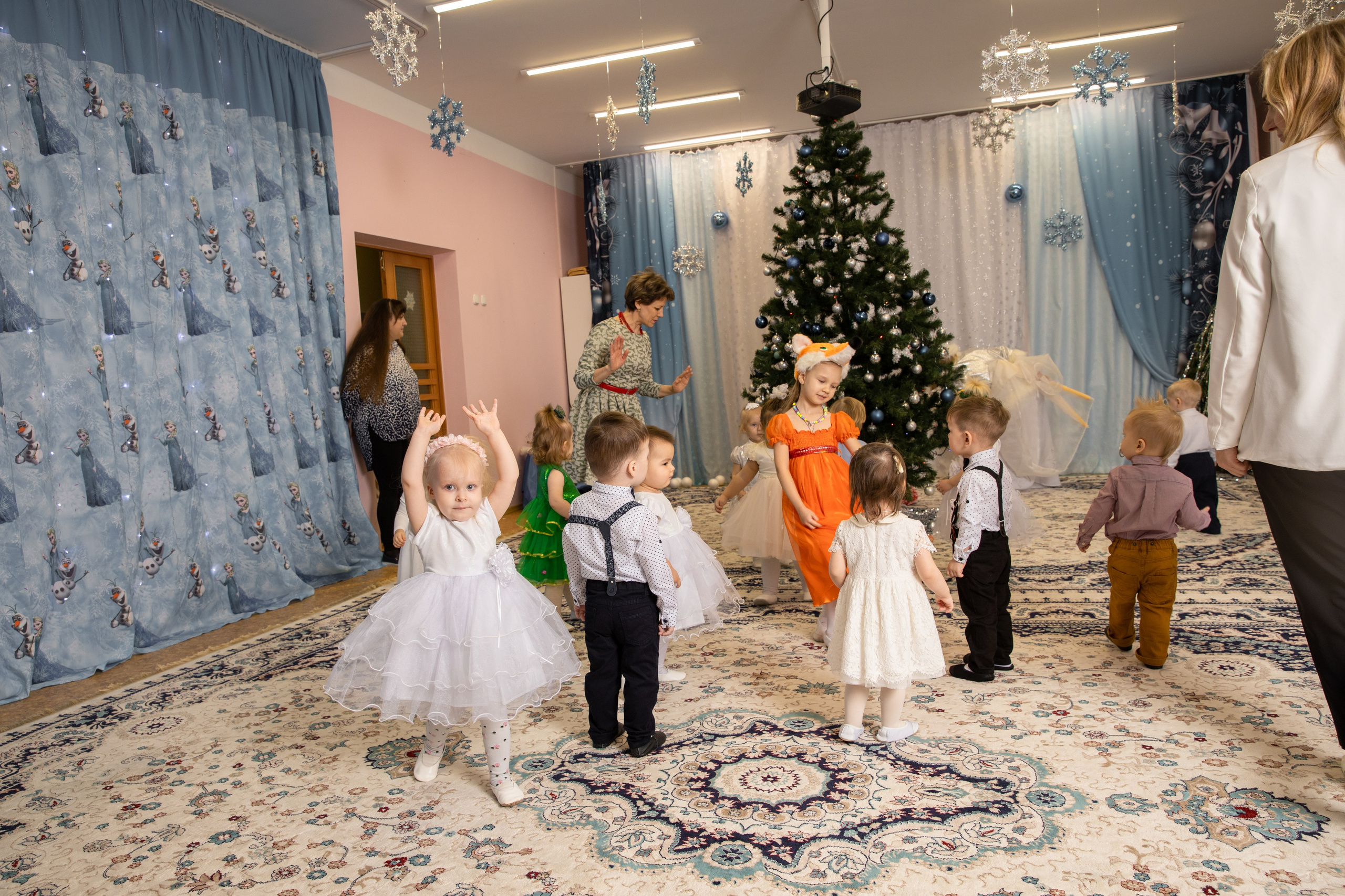 Новогодний утренник Успех. Фотограф в Железнодорожном и Балашихе