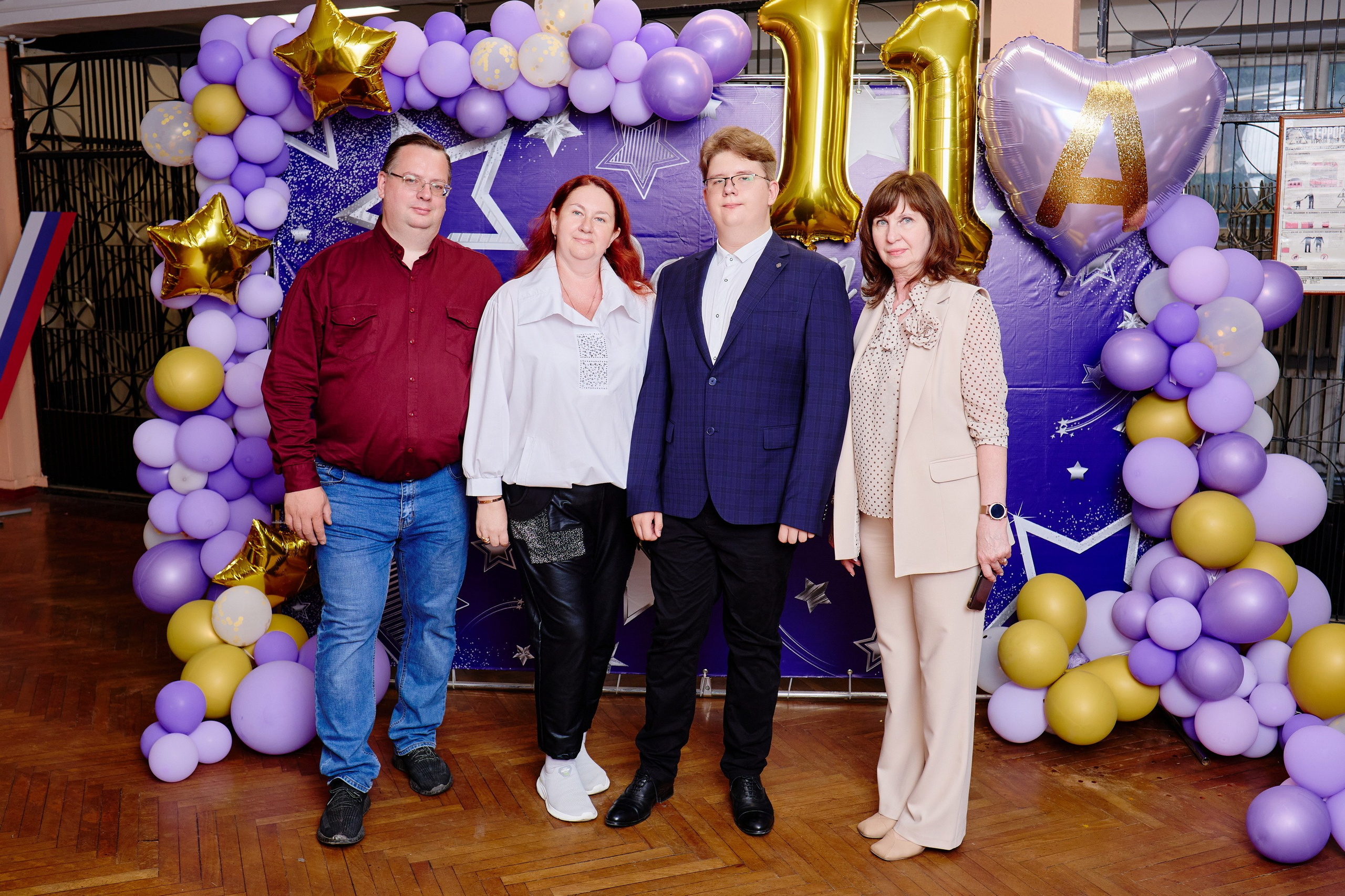 Выпускной 35 Сош. Фотограф Выпускные альбомы Таганрог Сергей Коробченко