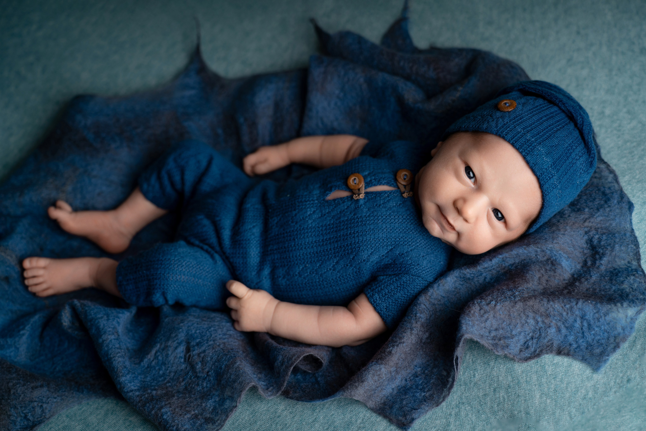 Ньюборн. Фотограф новорожденных Оренбург и свадебный фотограф Оренбург